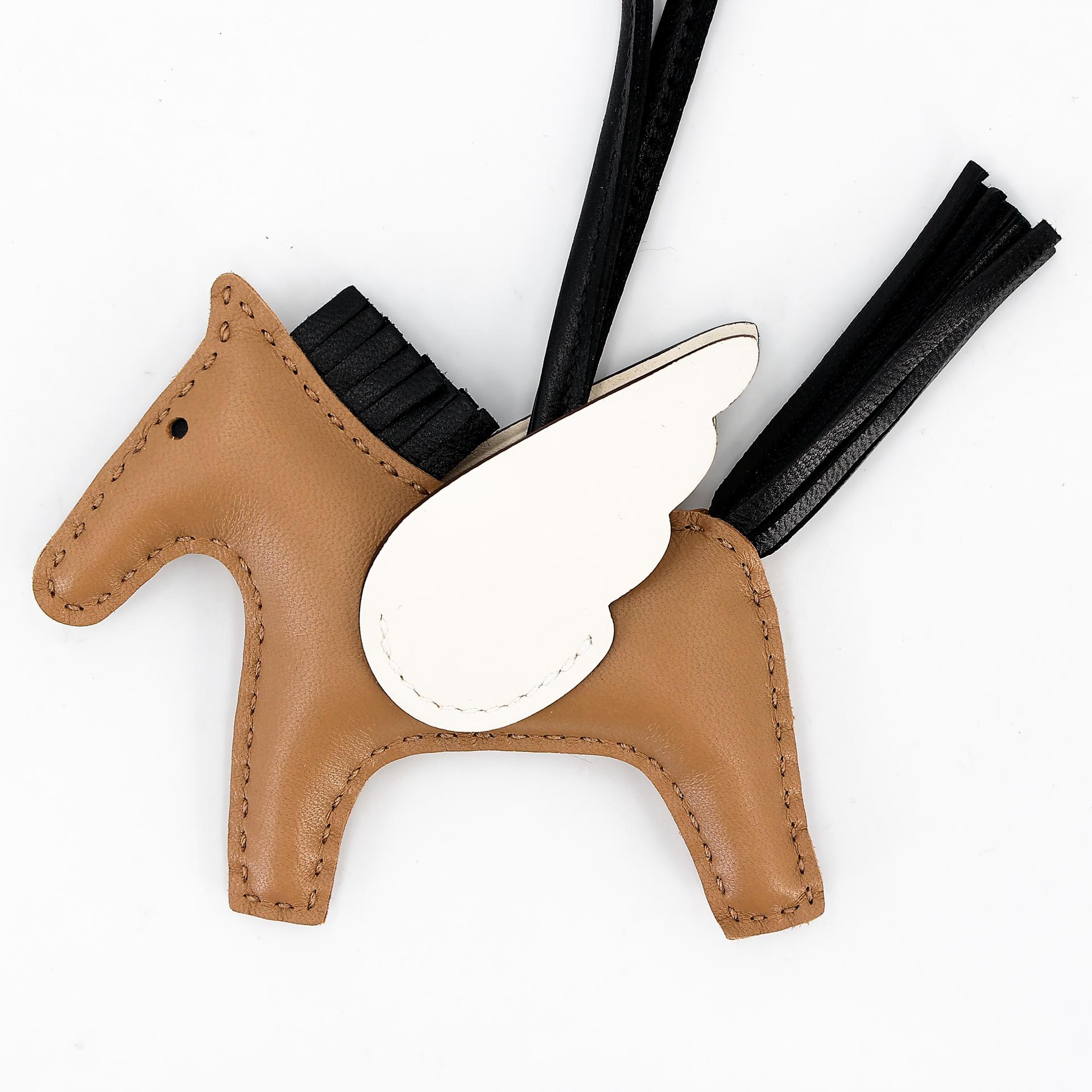 ランク N 新品 HERMÈS エルメス ロデオペガサスPM セサミ (2S) ナタ (I2) ブラック (89) アニョーミロ U刻印 - 2
