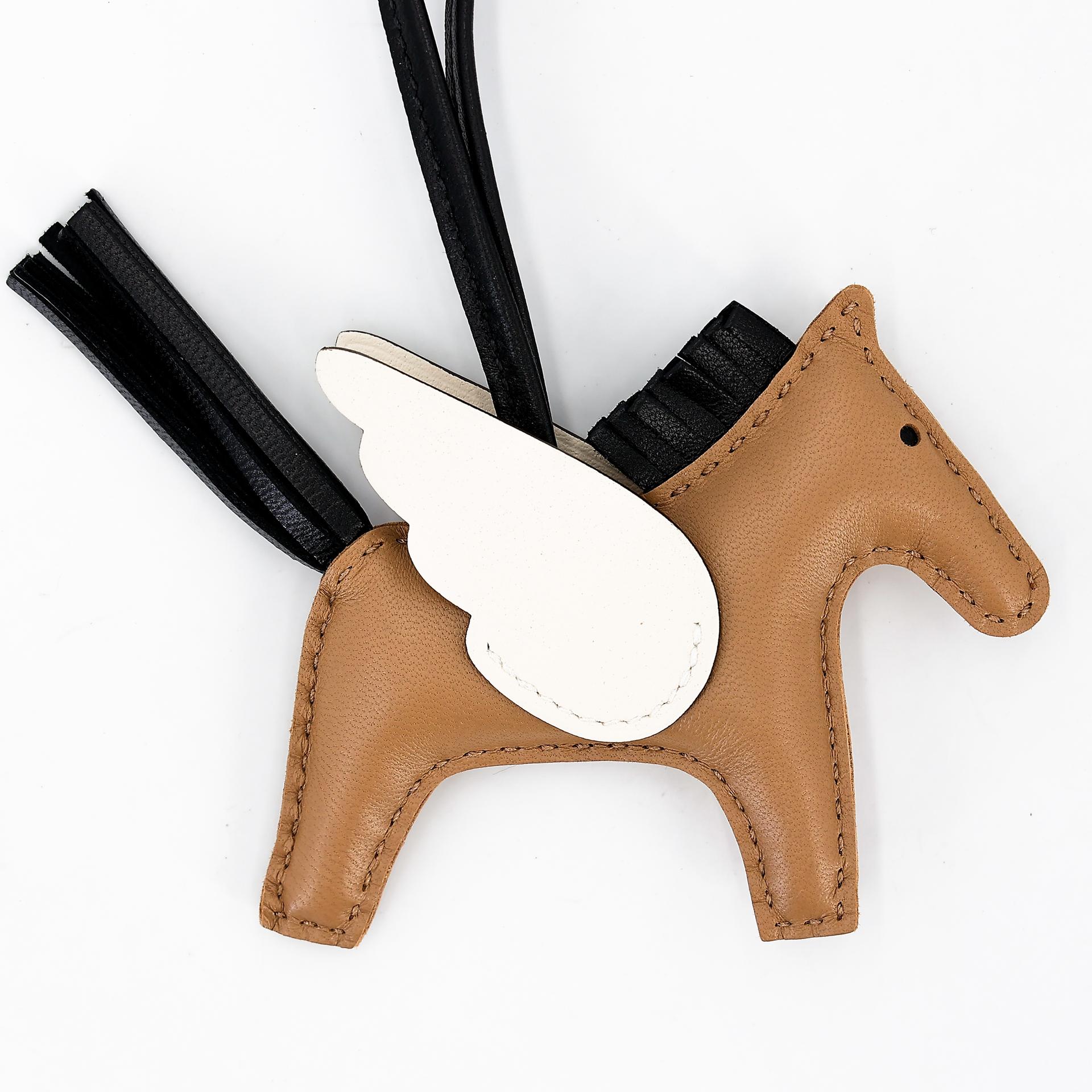 ランク N 新品 HERMÈS エルメス ロデオペガサスPM セサミ (2S) ナタ (I2) ブラック (89) アニョーミロ U刻印 - 5