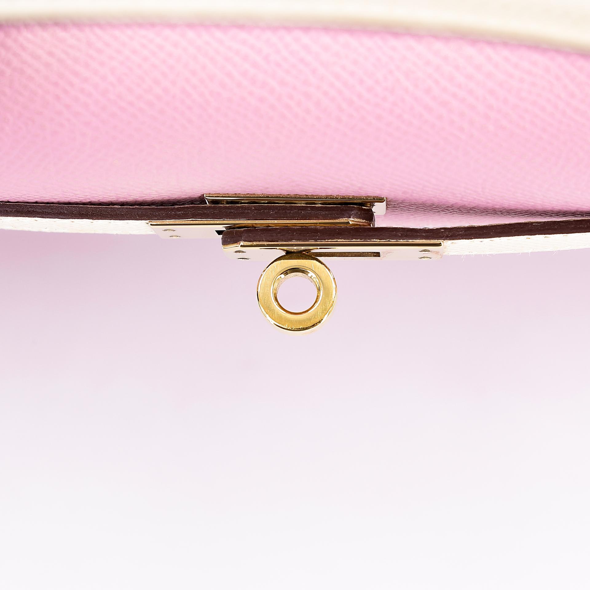 Very Good ( Rank A) HERMÈS Special Order Kelly 25 Sellier HSS Nata (I2) Mauve Sylvestre (X9) Epsom Gold hardware B (2023) - 15