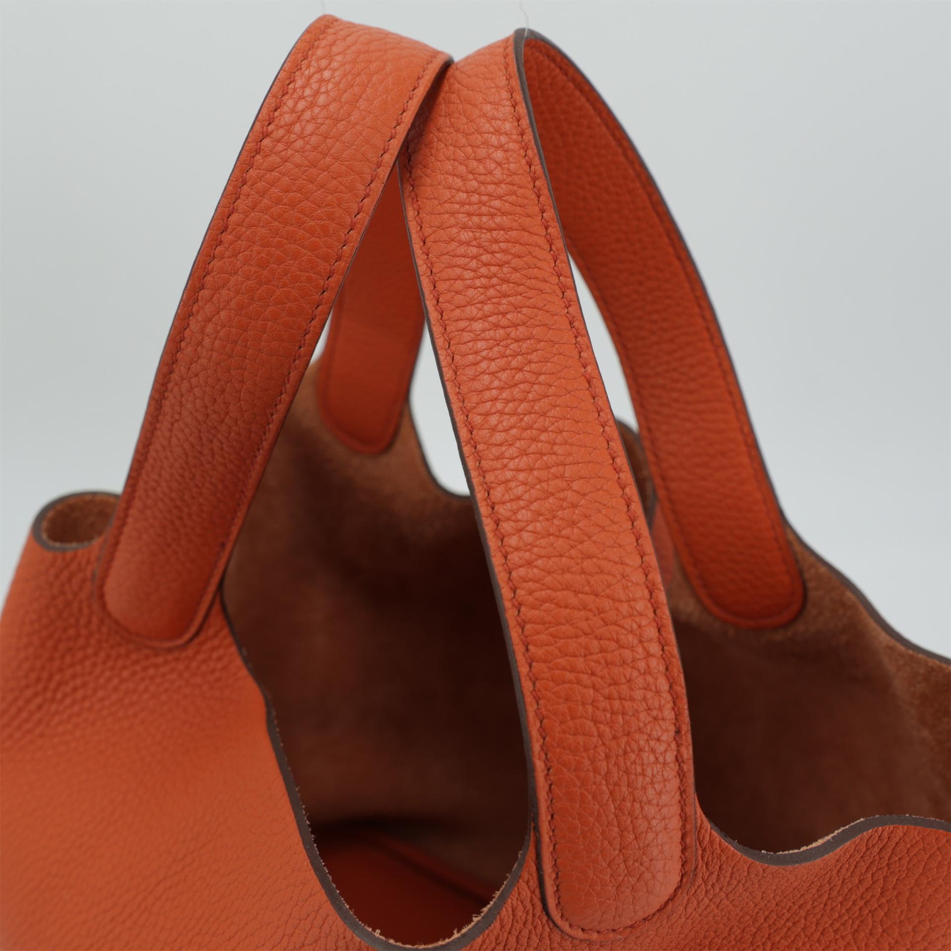 Excellent ( Rank SA ) HERMÈS Picotin Lock MM Terre Battue (R1) Clemence Palladium hardware X (2016) - 5