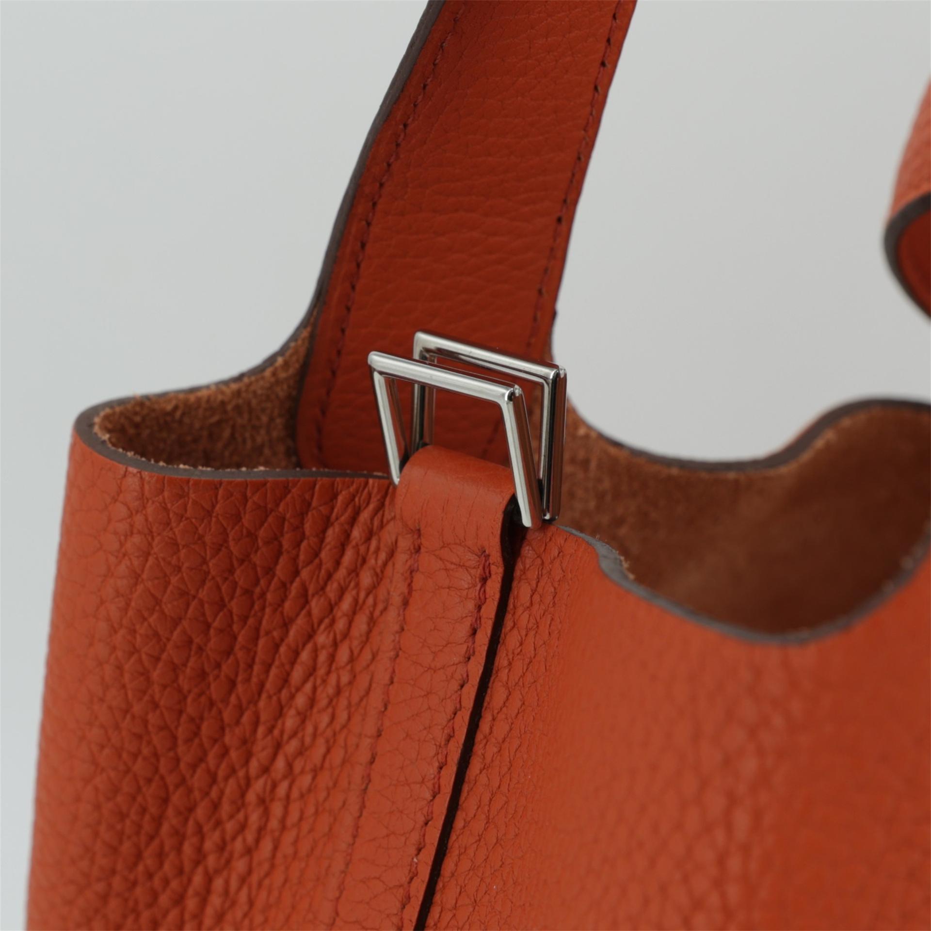 Excellent ( Rank SA ) HERMÈS Picotin Lock MM Terre Battue (R1) Clemence Palladium hardware X (2016) - 11