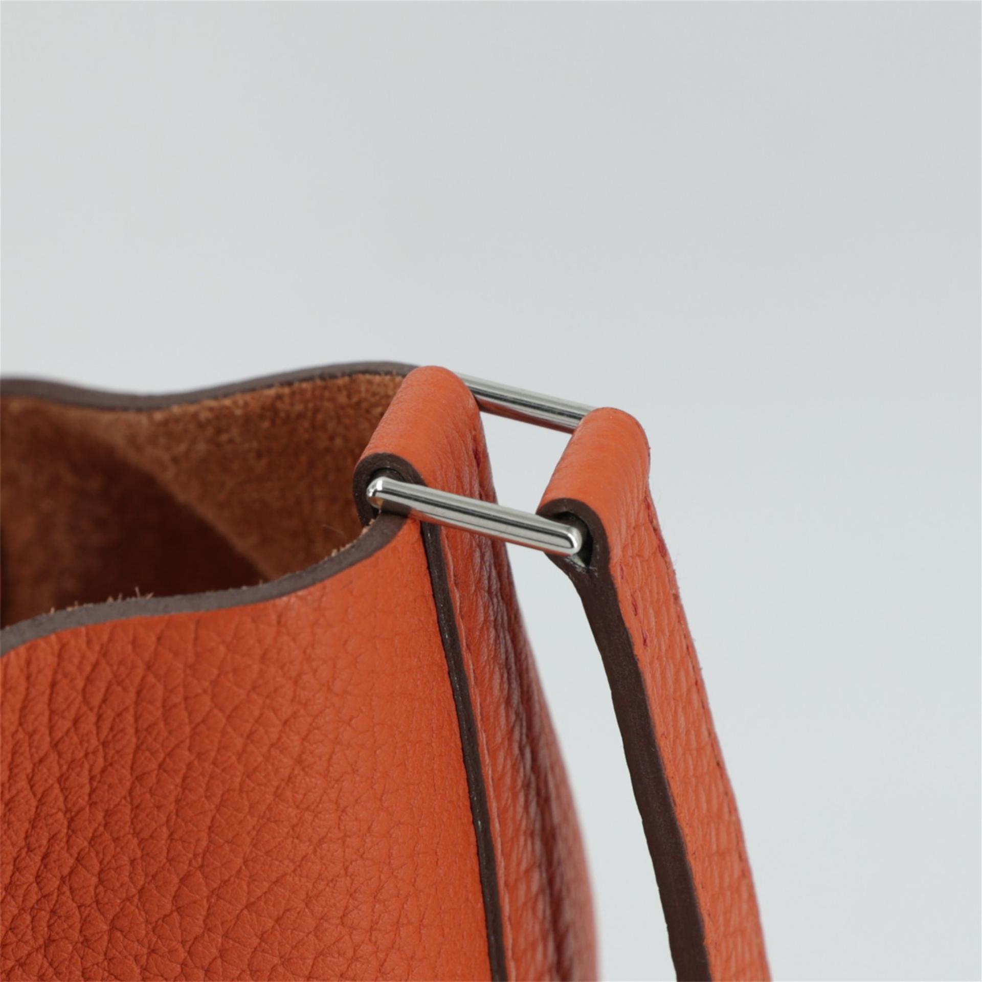 Excellent ( Rank SA ) HERMÈS Picotin Lock MM Terre Battue (R1) Clemence Palladium hardware X (2016) - 12