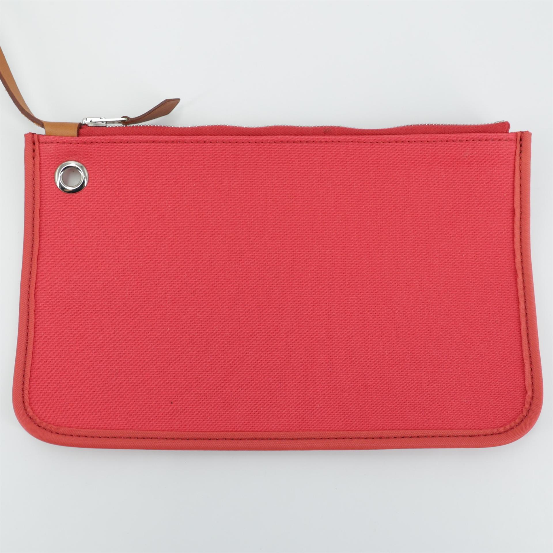 Excellent ( Rank SA ) HERMÈS Herbag Zip 31 PM Fauve (34) Bougainvillea (A5) Barenia Canvas Palladium hardware Square N (2010) - 18