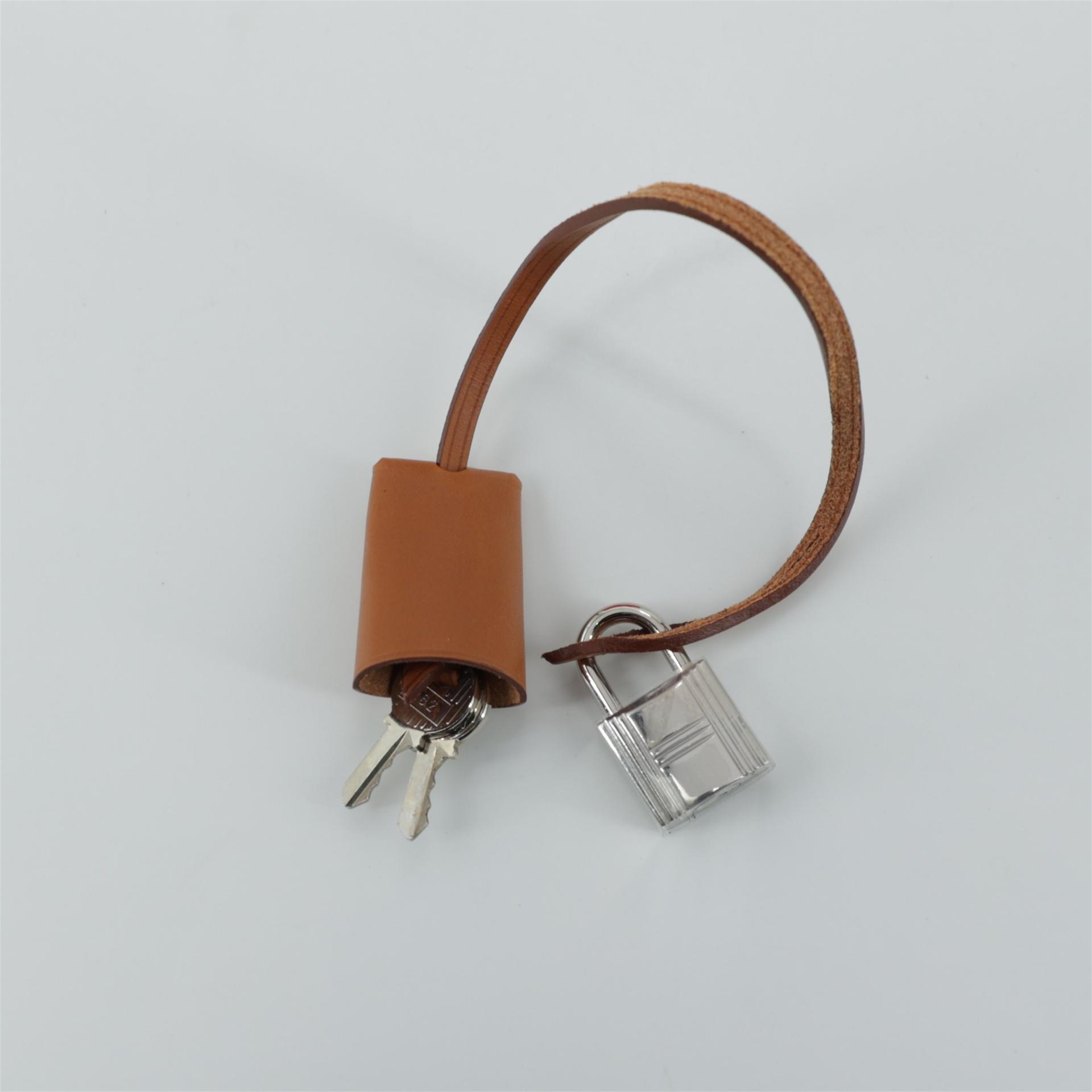 Excellent ( Rank SA ) HERMÈS Herbag Zip 31 PM Fauve (34) Bougainvillea (A5) Barenia Canvas Palladium hardware Square N (2010) - 23