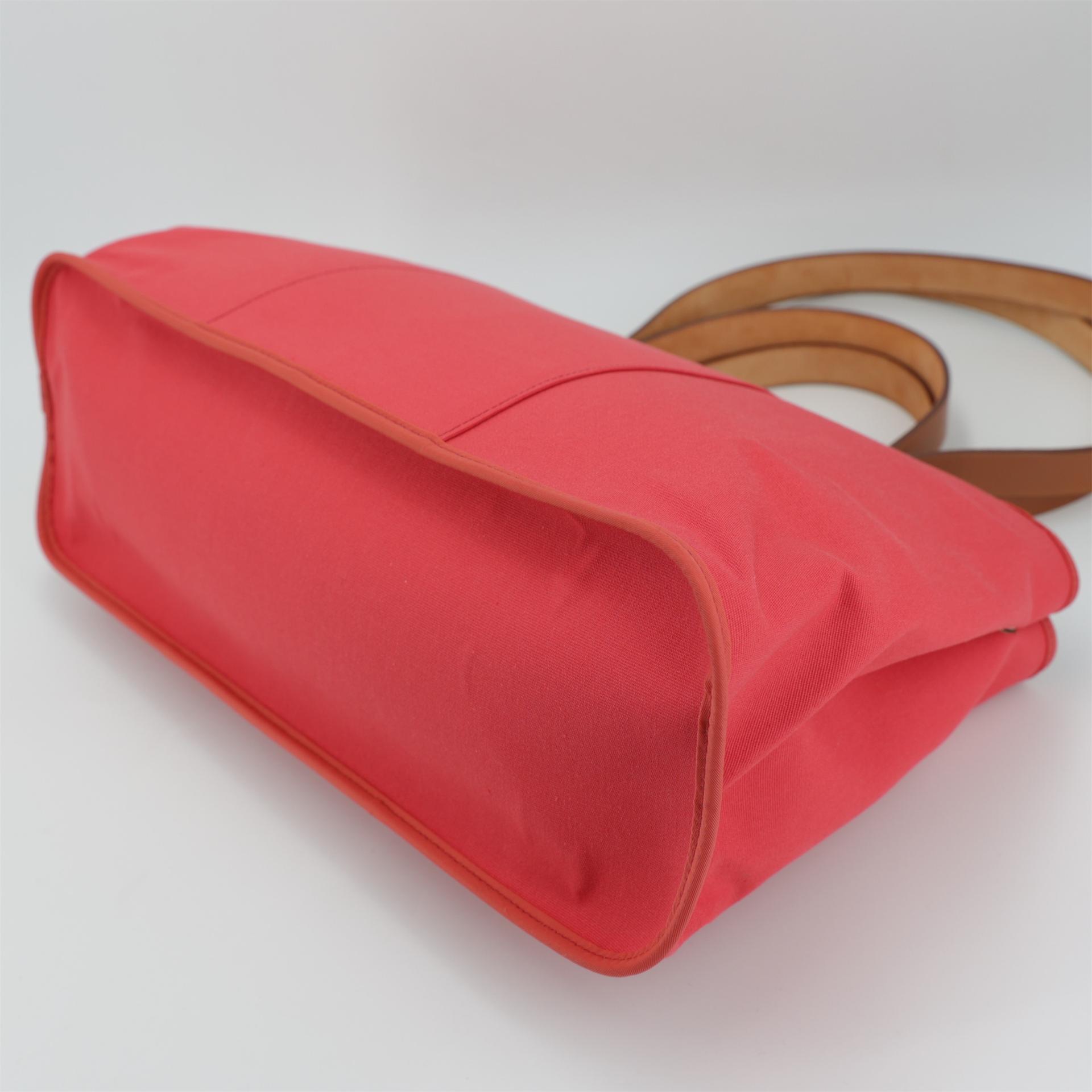 Excellent ( Rank SA ) HERMÈS Cabag Elan 39 Fauve (34) Bougainvillea (A5) Barenia Canvas Palladium hardware Square N (2010) - 7