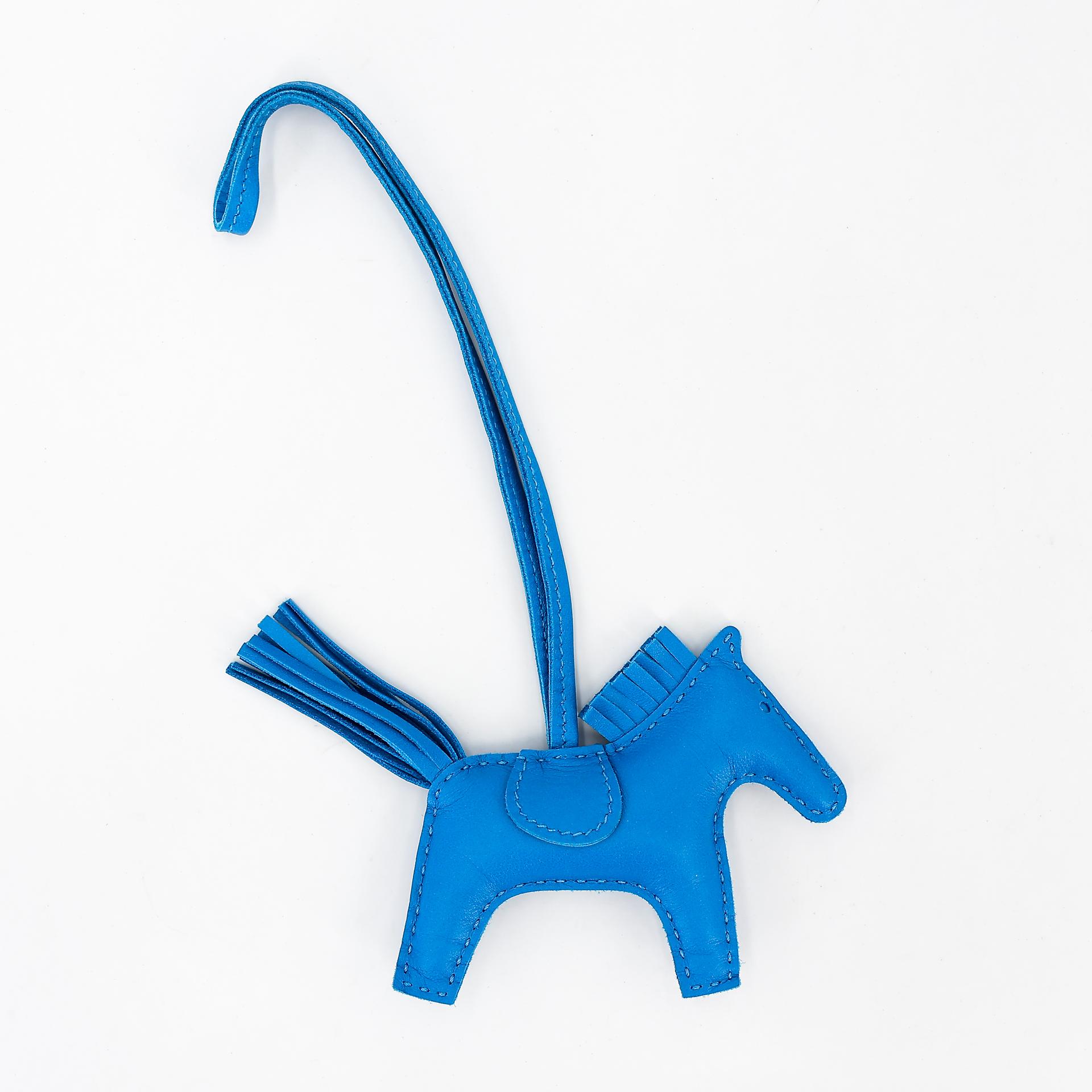 Very Good ( Rank A) HERMÈS Rodeo PM Bleu Zanzibar (B3) Agneau U (2022) - 4