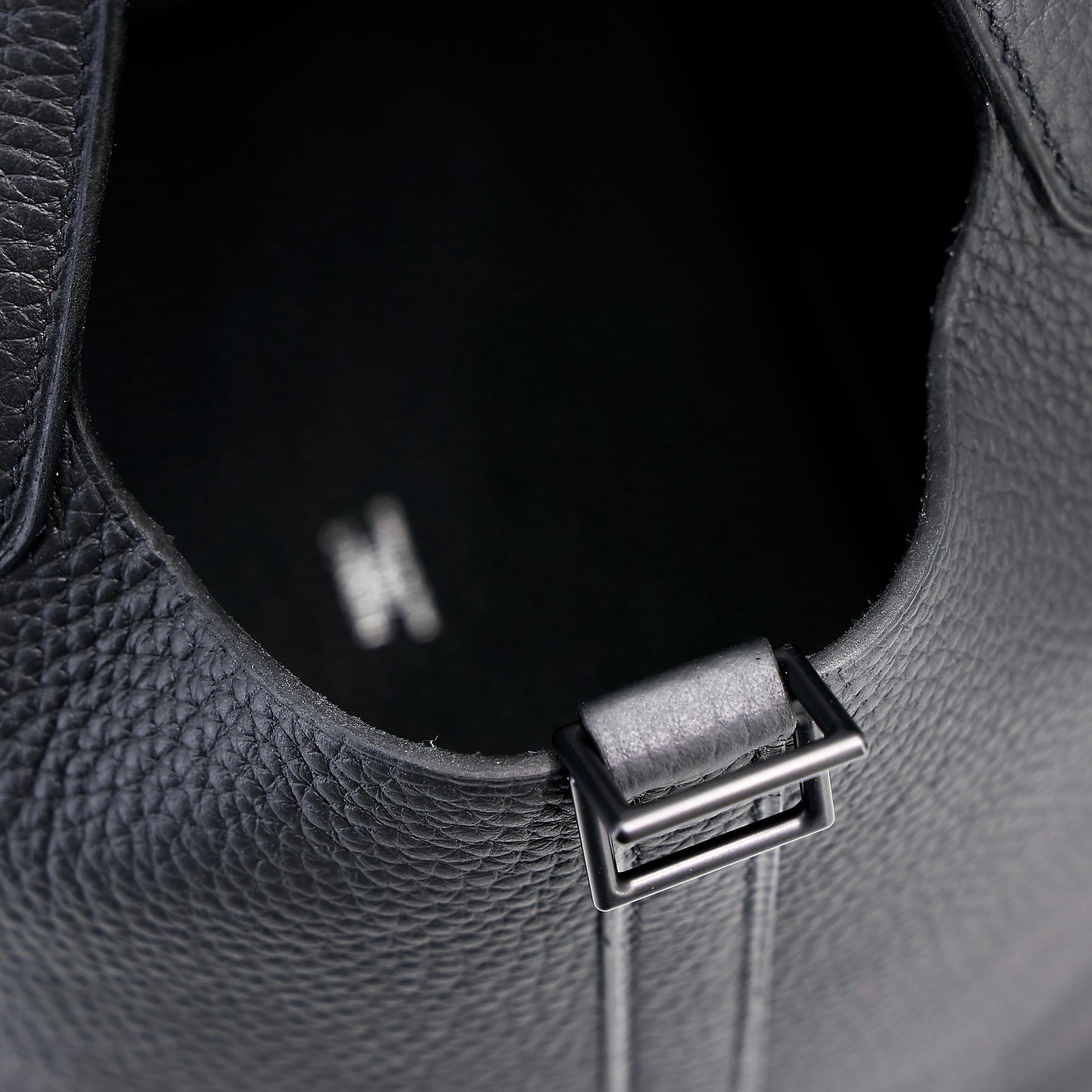 Unused ( Rank NS ) HERMÈS Limited Edition Picotin Lock PM So Black Black (89) Clemence Black hardware Y (2020) - 12