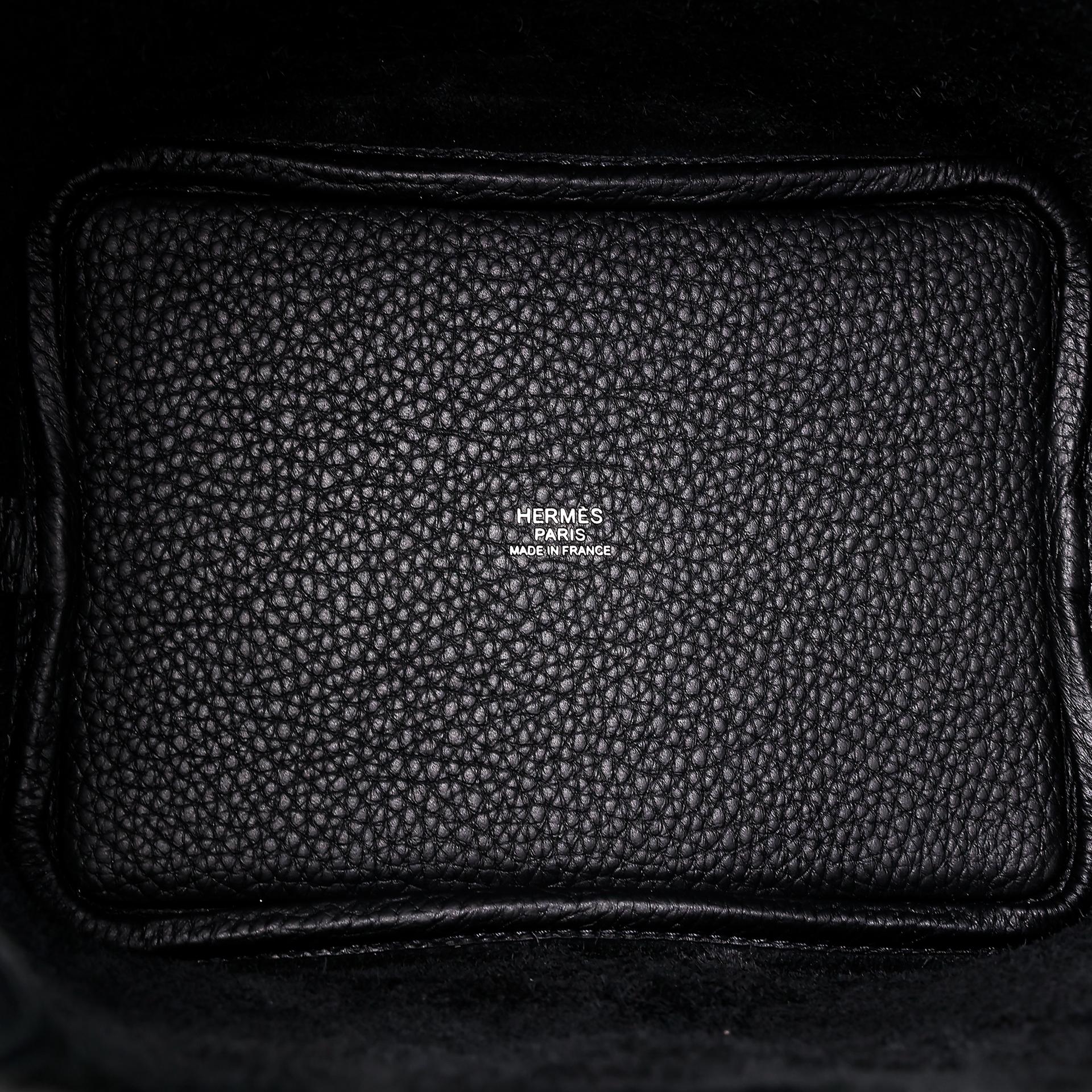 Unused ( Rank NS ) HERMÈS Limited Edition Picotin Lock PM So Black Black (89) Clemence Black hardware Y (2020) - 11
