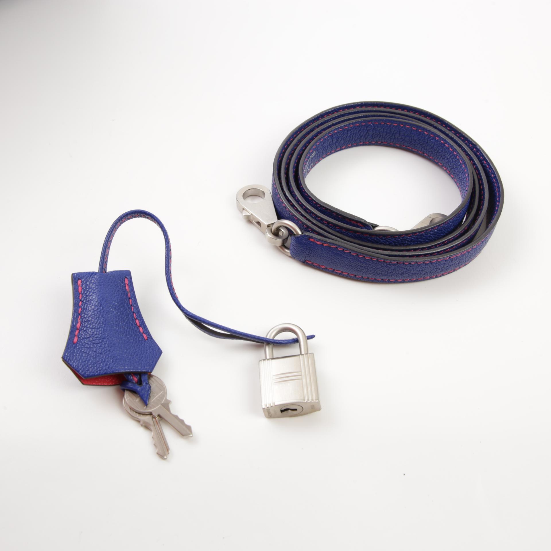 A美品 HERMÈS 爱马仕 马蹄印定制 Kelly 25 外缝 90 覆盆子粉 Framboise 7T 电光蓝 Bleu Electrique A5 杜鹃红 Bougainvillea Chevre山羊皮 拉丝银扣 Z刻 2021年 - 14