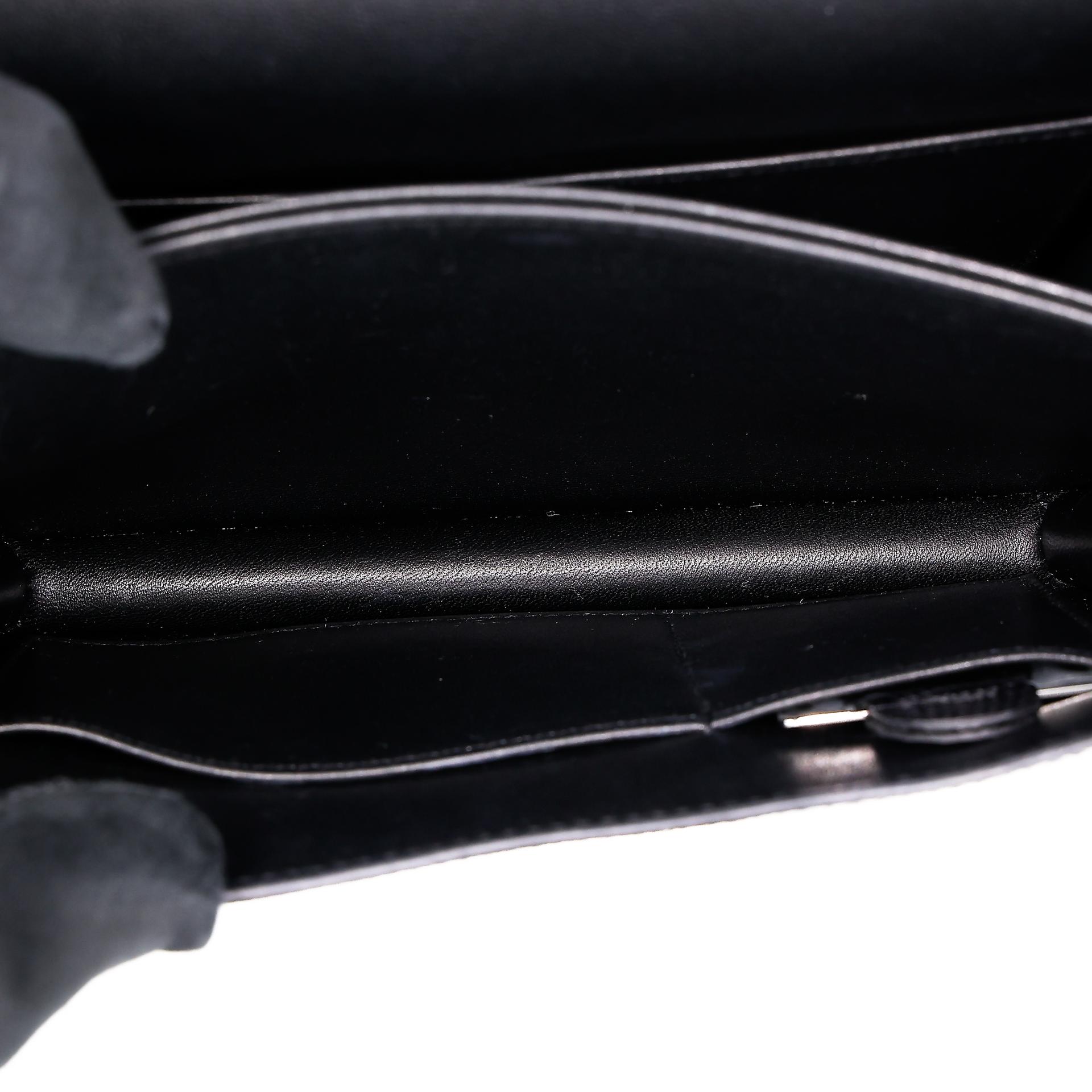 Very Good ( Rank A) HERMÈS Constance Mini Black (89) Lizard Palladium hardware B (2023) - 22