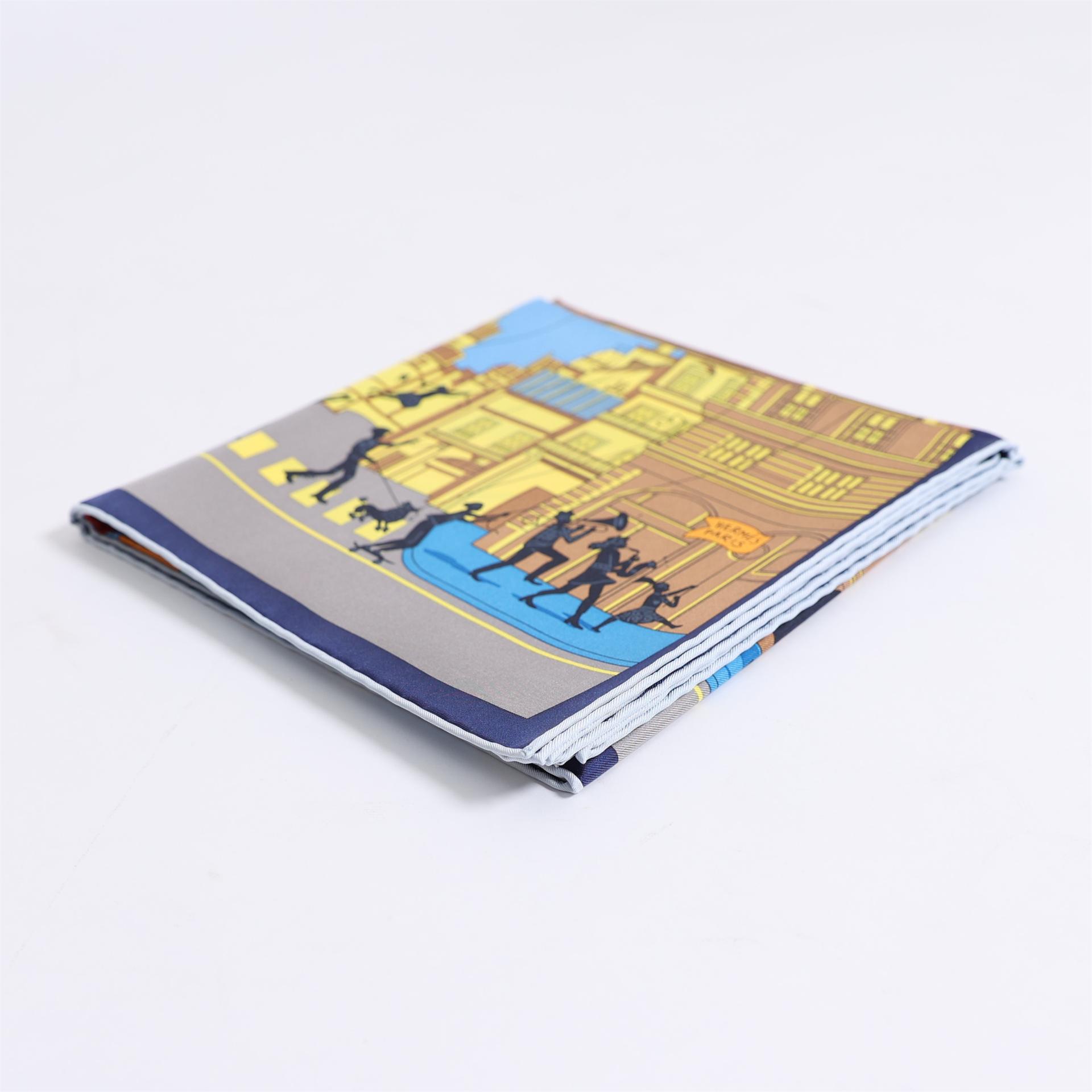 Brand New ( Rank N ) HERMÈS Carre 90 scarf Parade Blue Silk - 3