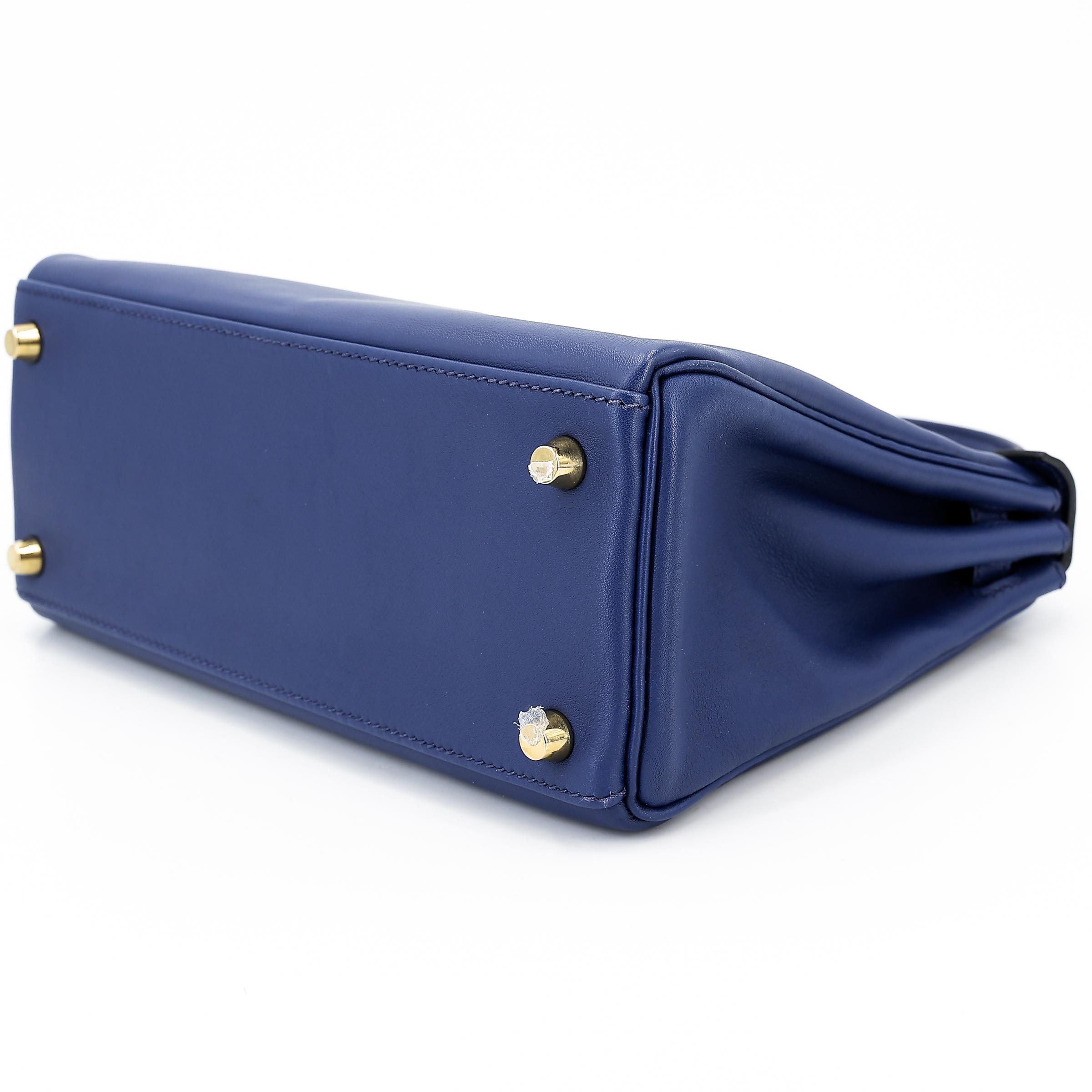 Very Good ( Rank A) HERMÈS Kelly 25 Bleu Saphir (73) Swift Gold hardware T (2015) - 4