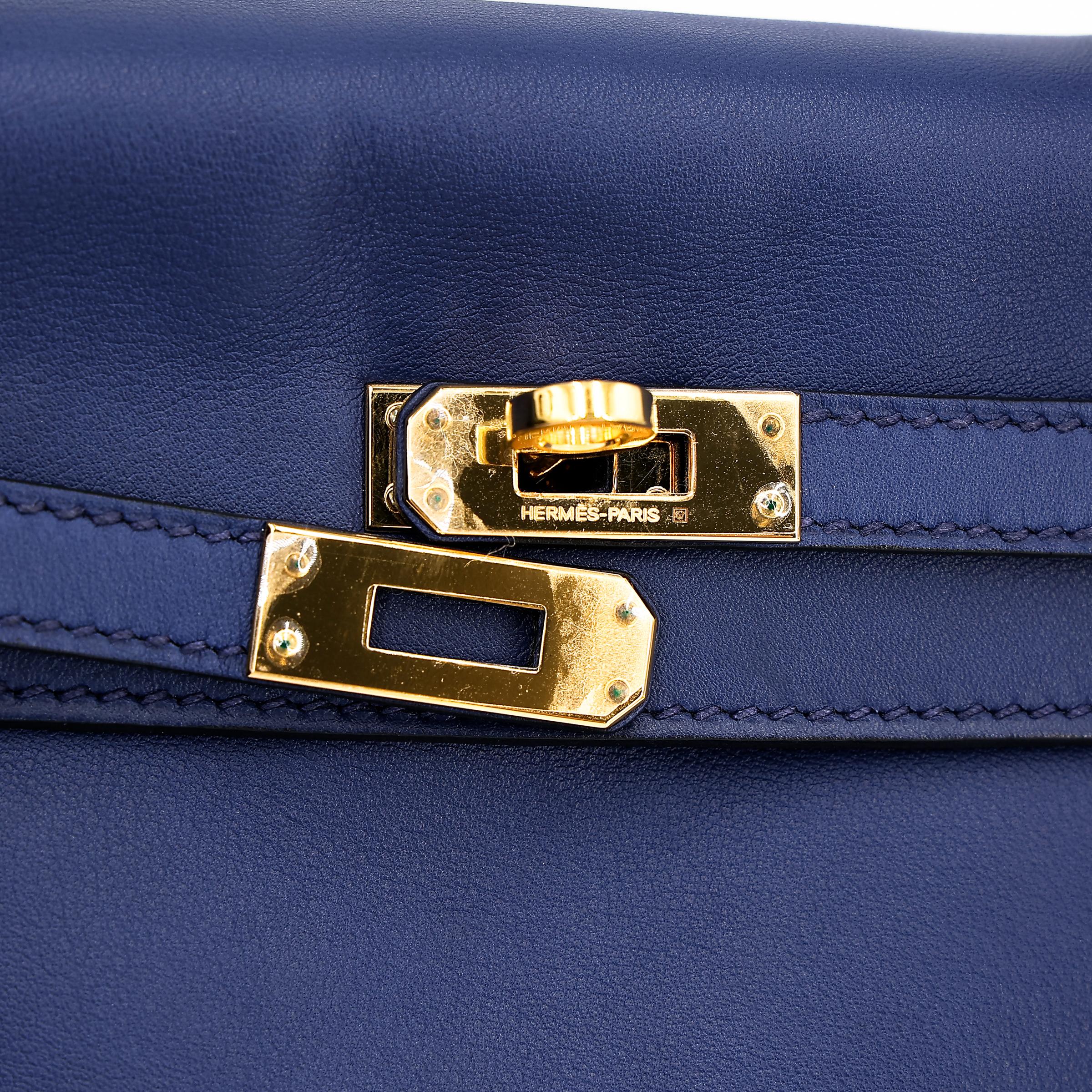 Very Good ( Rank A) HERMÈS Kelly 25 Bleu Saphir (73) Swift Gold hardware T (2015) - 16