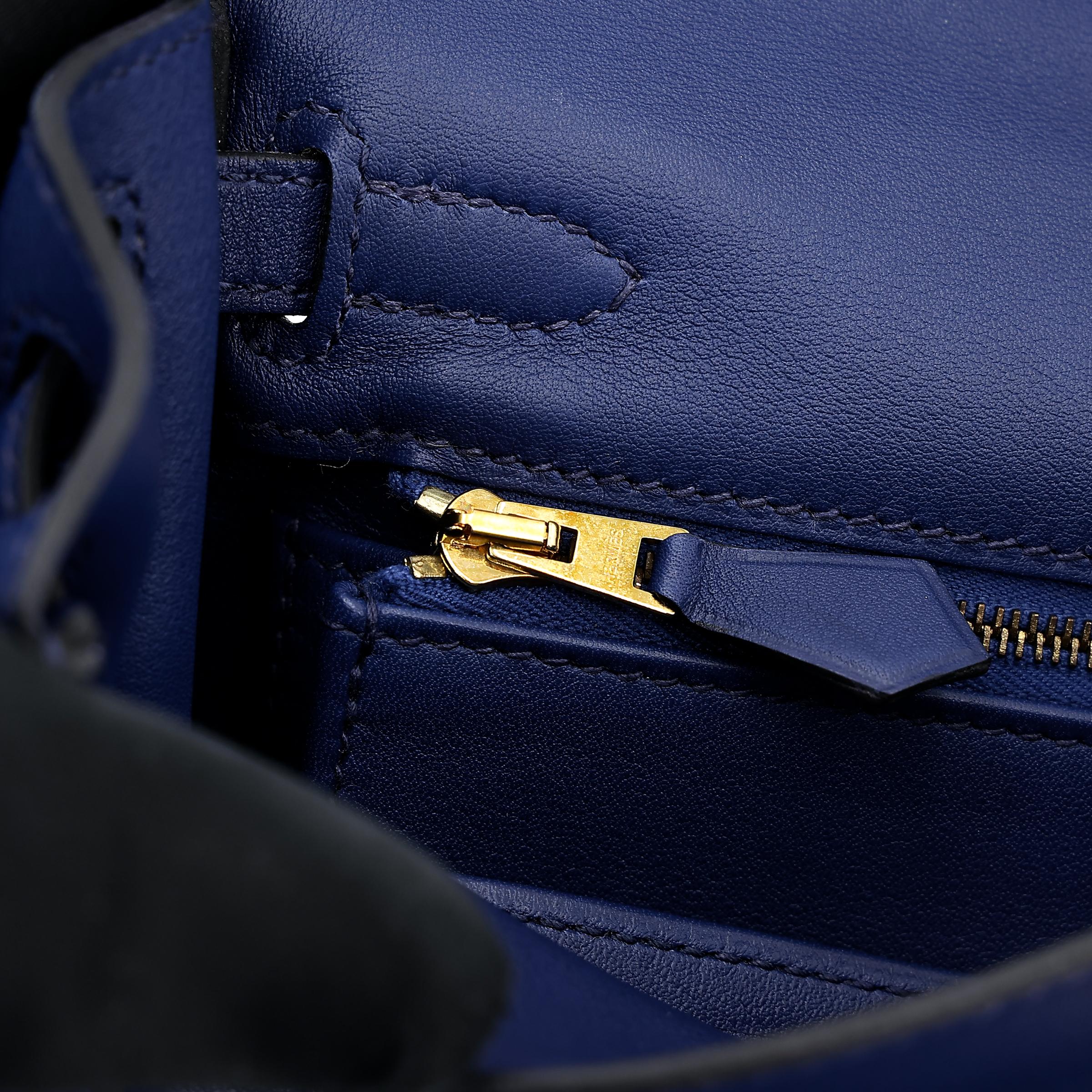 Very Good ( Rank A) HERMÈS Kelly 25 Bleu Saphir (73) Swift Gold hardware T (2015) - 22