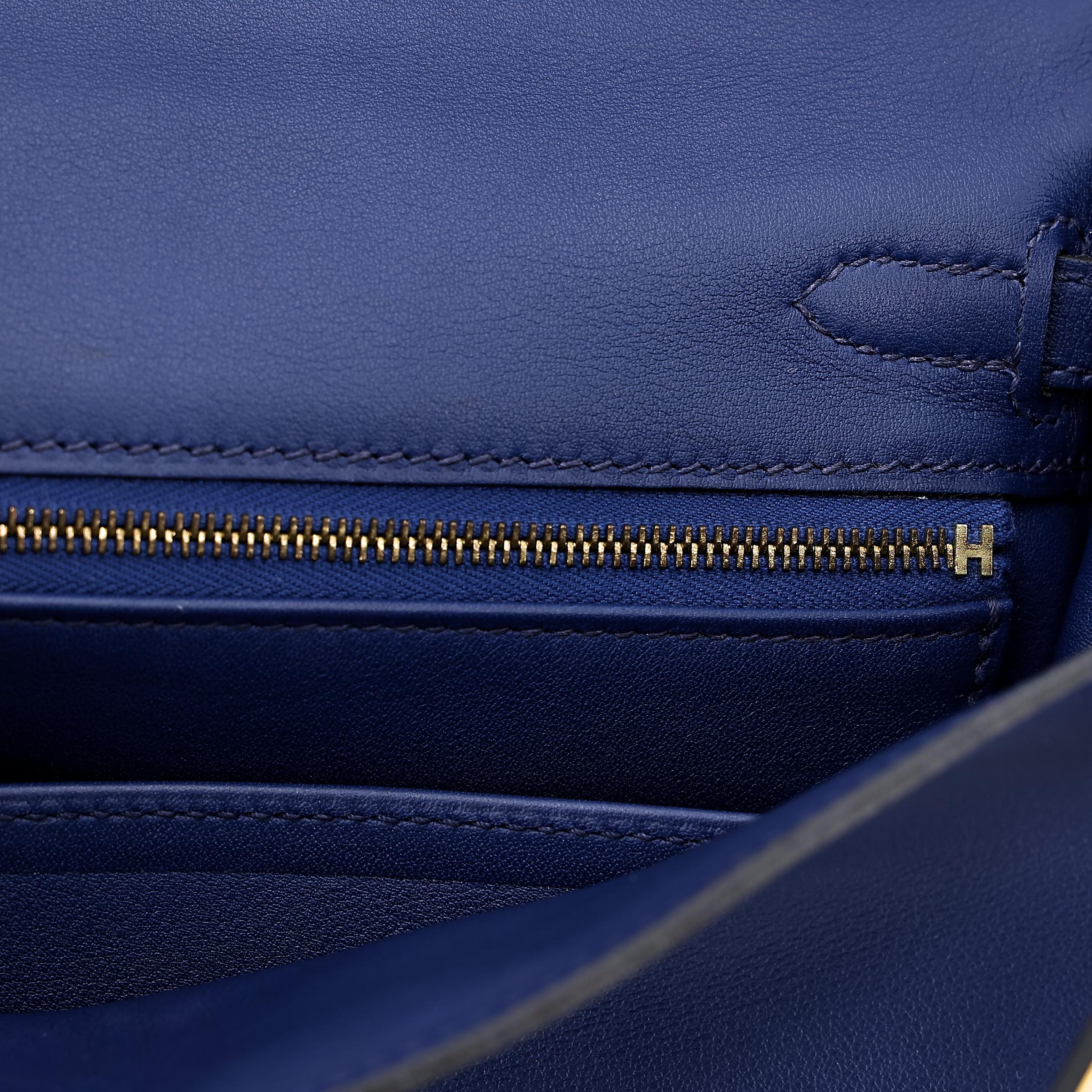 Very Good ( Rank A) HERMÈS Kelly 25 Bleu Saphir (73) Swift Gold hardware T (2015) - 23