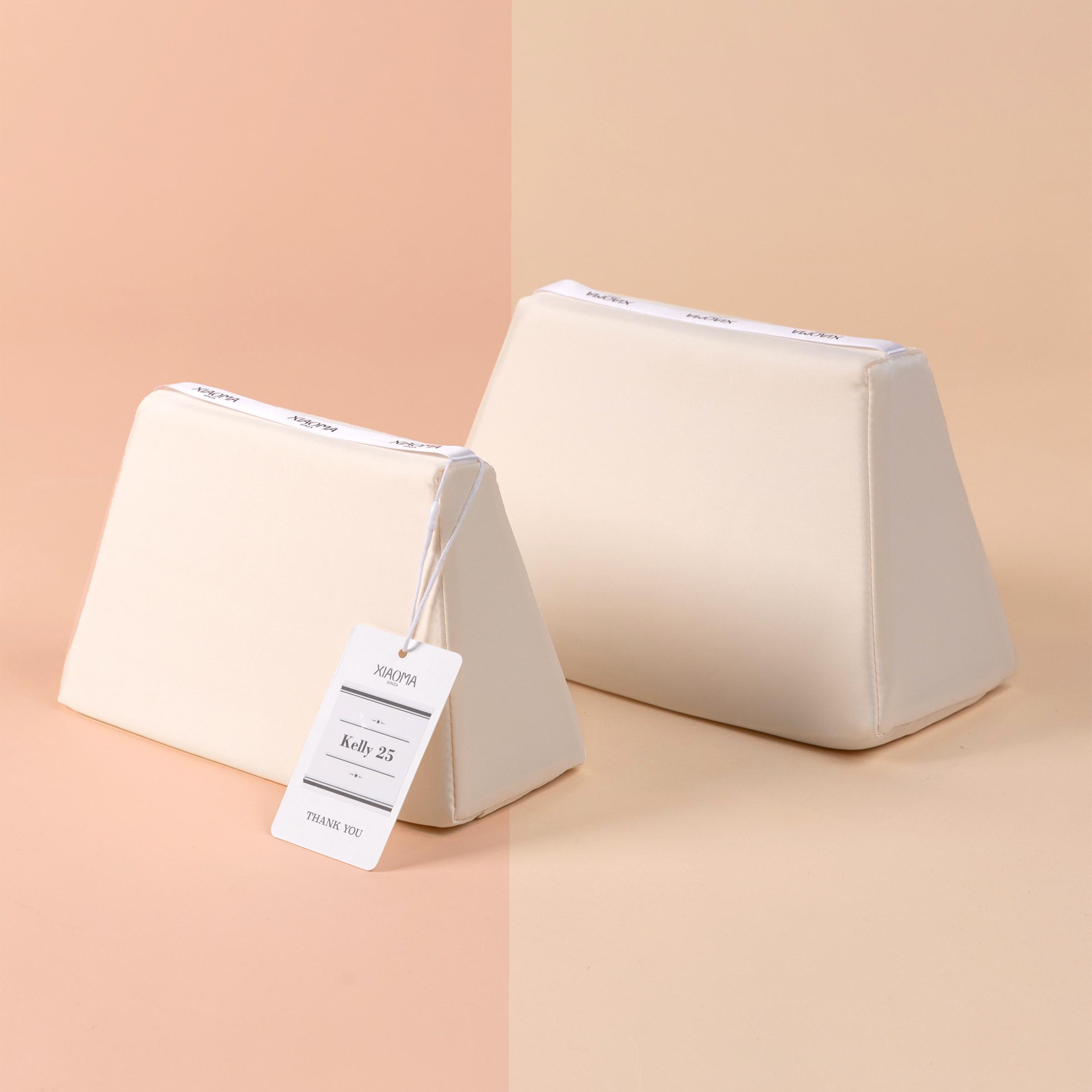 全新GINZA XIAOMA原創設計 Kelly 25 包枕 白色 綢緞 織布 棉 - 8