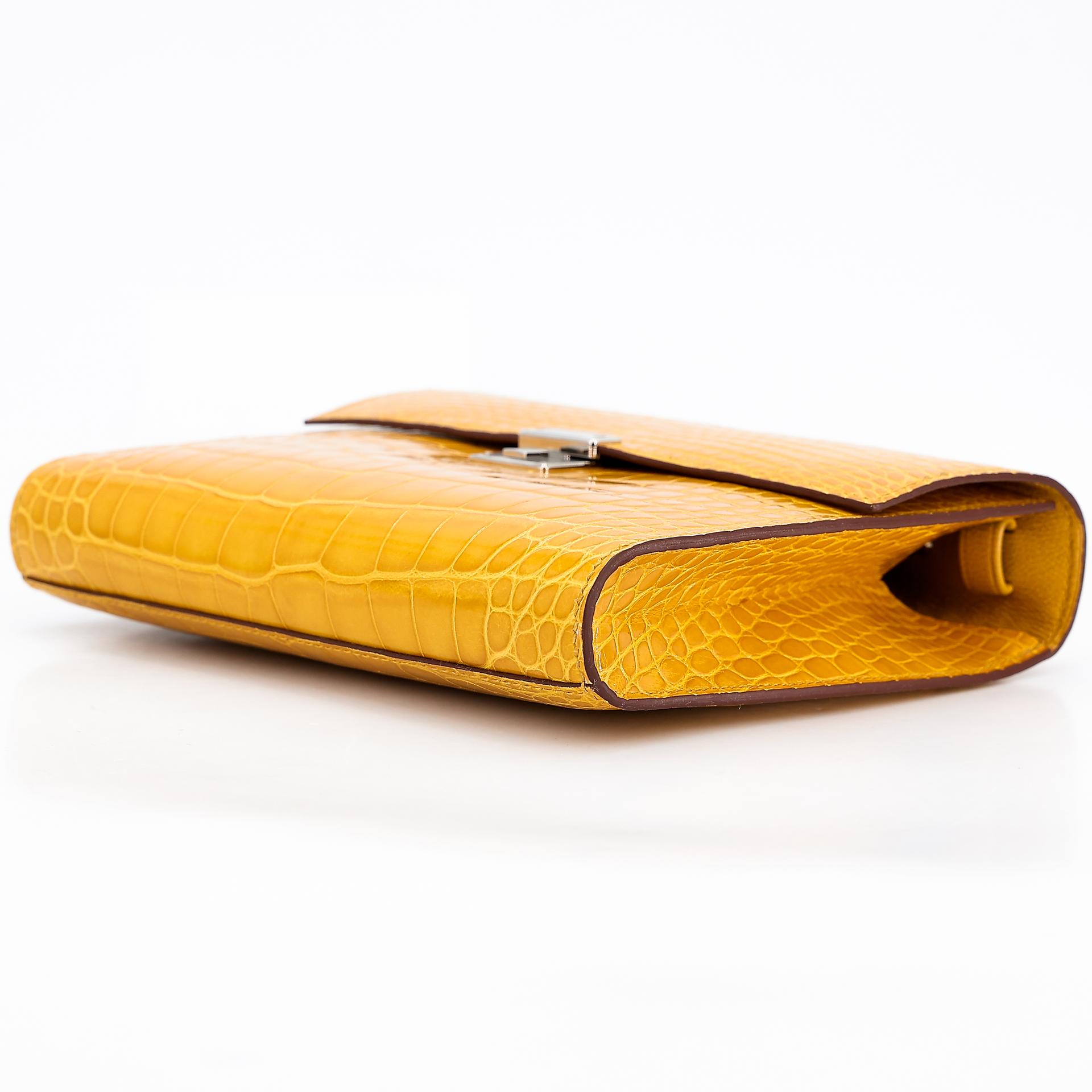 Excellent ( Rank SA ) HERMÈS Clic 16 Jaune Ambre (9D) Alligator Palladium hardware Z (2021) - 3