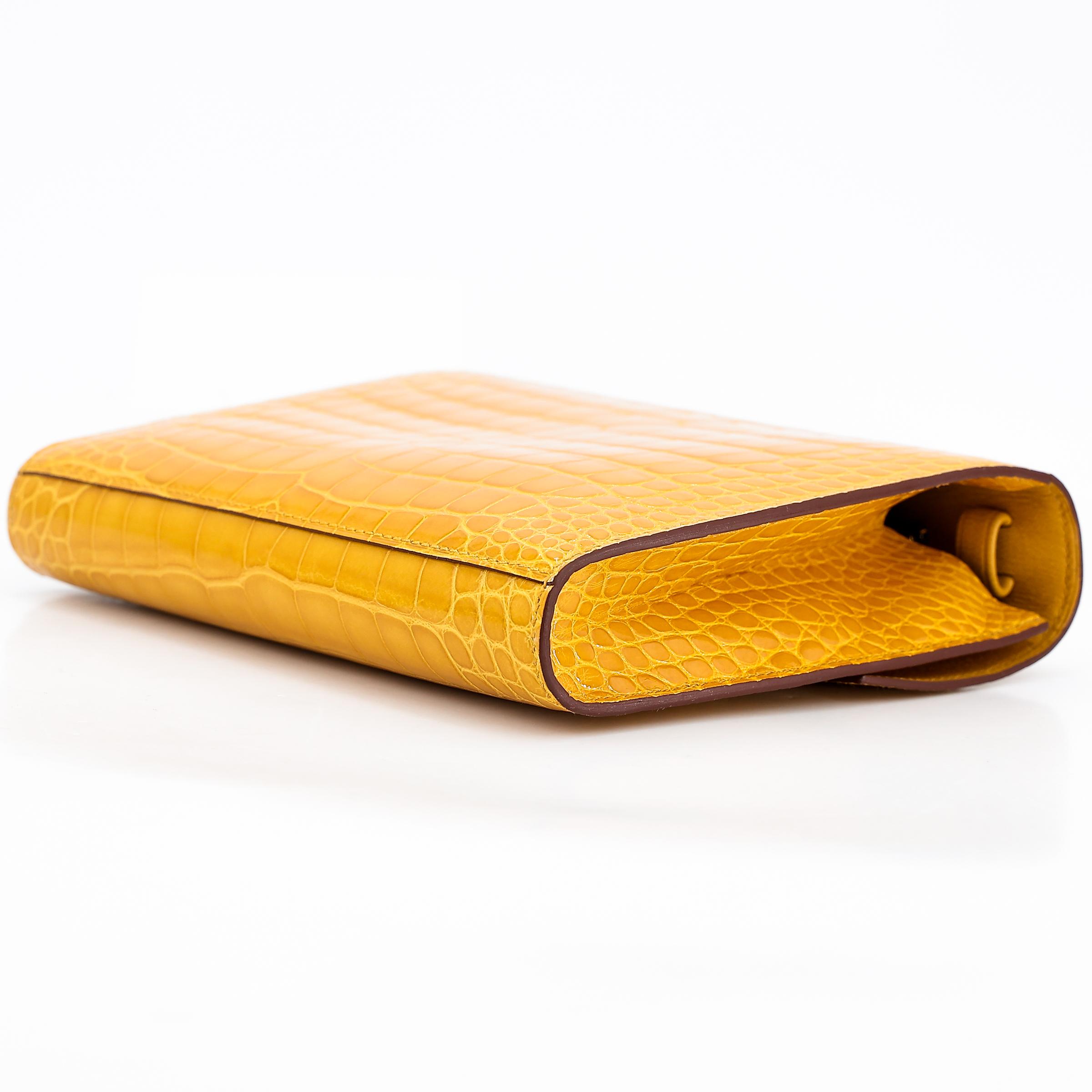 Excellent ( Rank SA ) HERMÈS Clic 16 Jaune Ambre (9D) Alligator Palladium hardware Z (2021) - 5