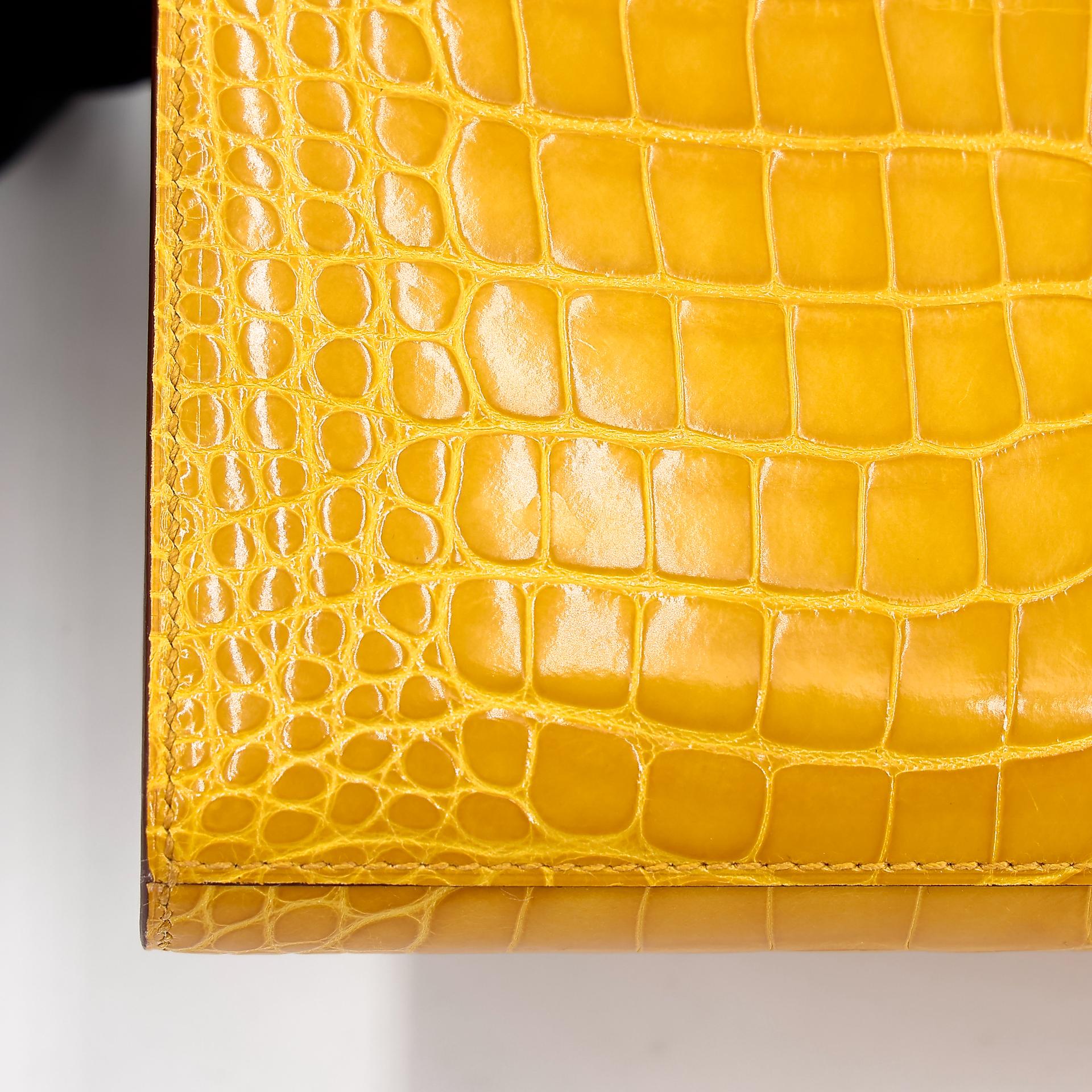 Excellent ( Rank SA ) HERMÈS Clic 16 Jaune Ambre (9D) Alligator Palladium hardware Z (2021) - 7