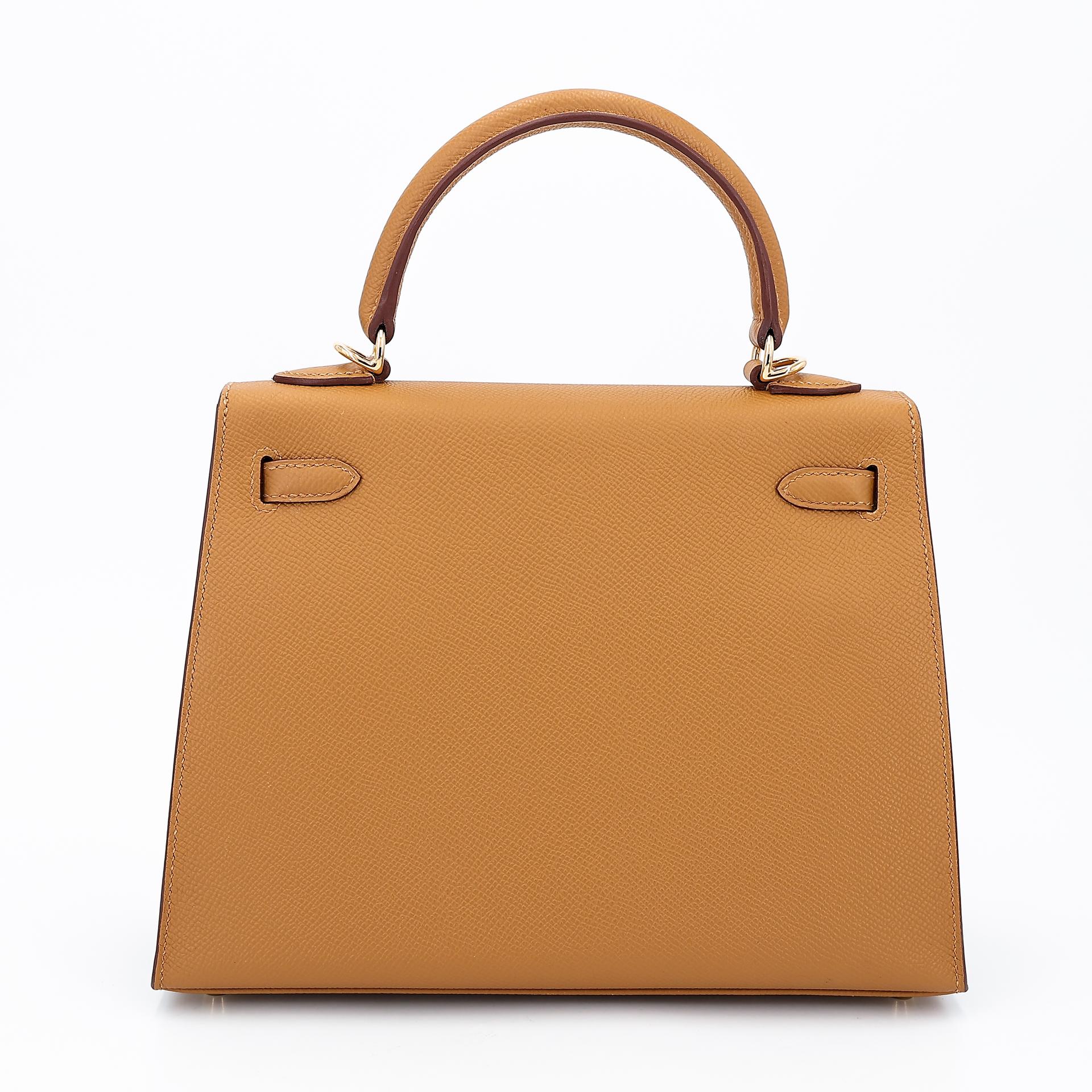 Excellent ( Rank SA ) HERMÈS Kelly 25 Sellier Sesame (2S) Epsom Gold hardware B (2023) - 2