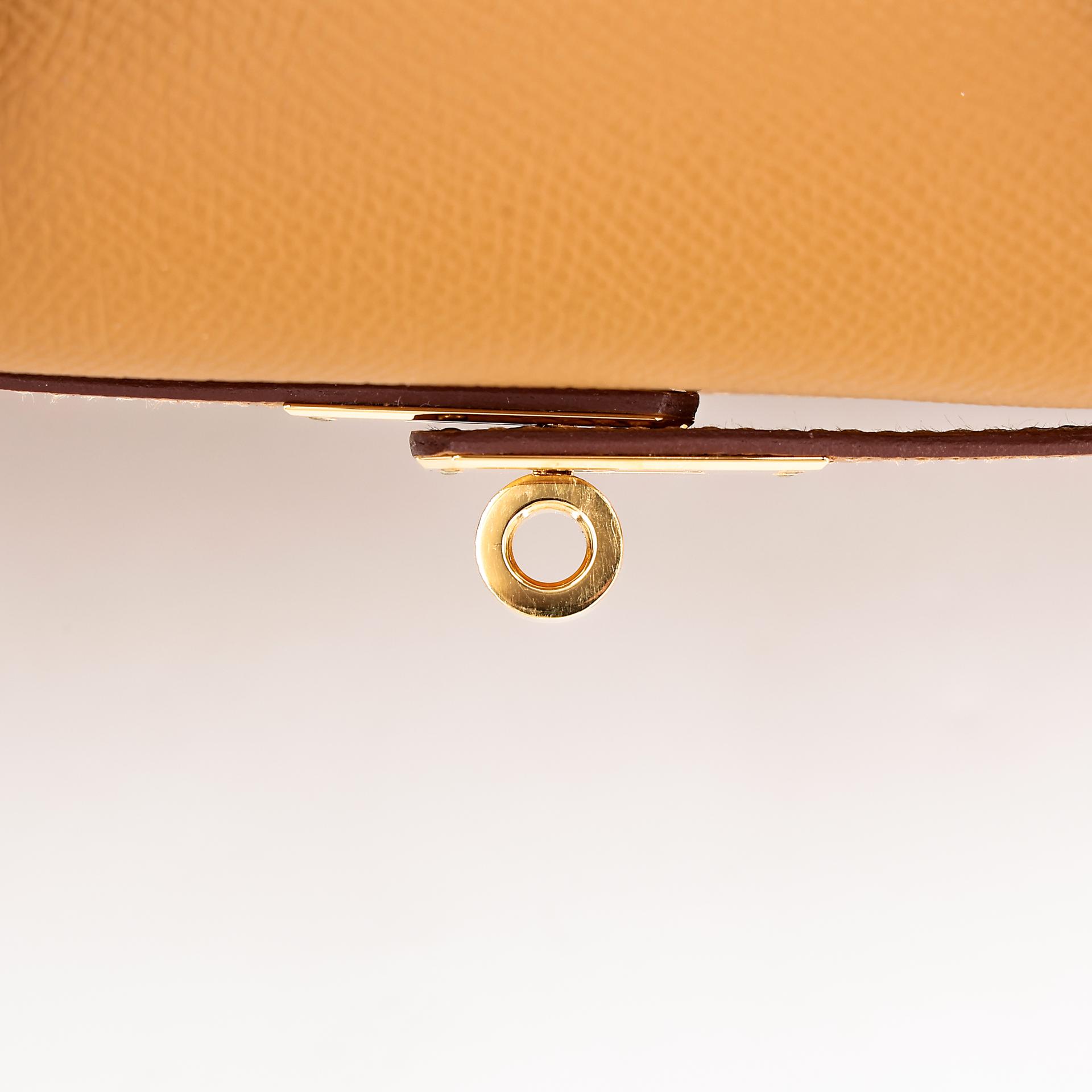 Excellent ( Rank SA ) HERMÈS Kelly 25 Sellier Sesame (2S) Epsom Gold hardware B (2023) - 15