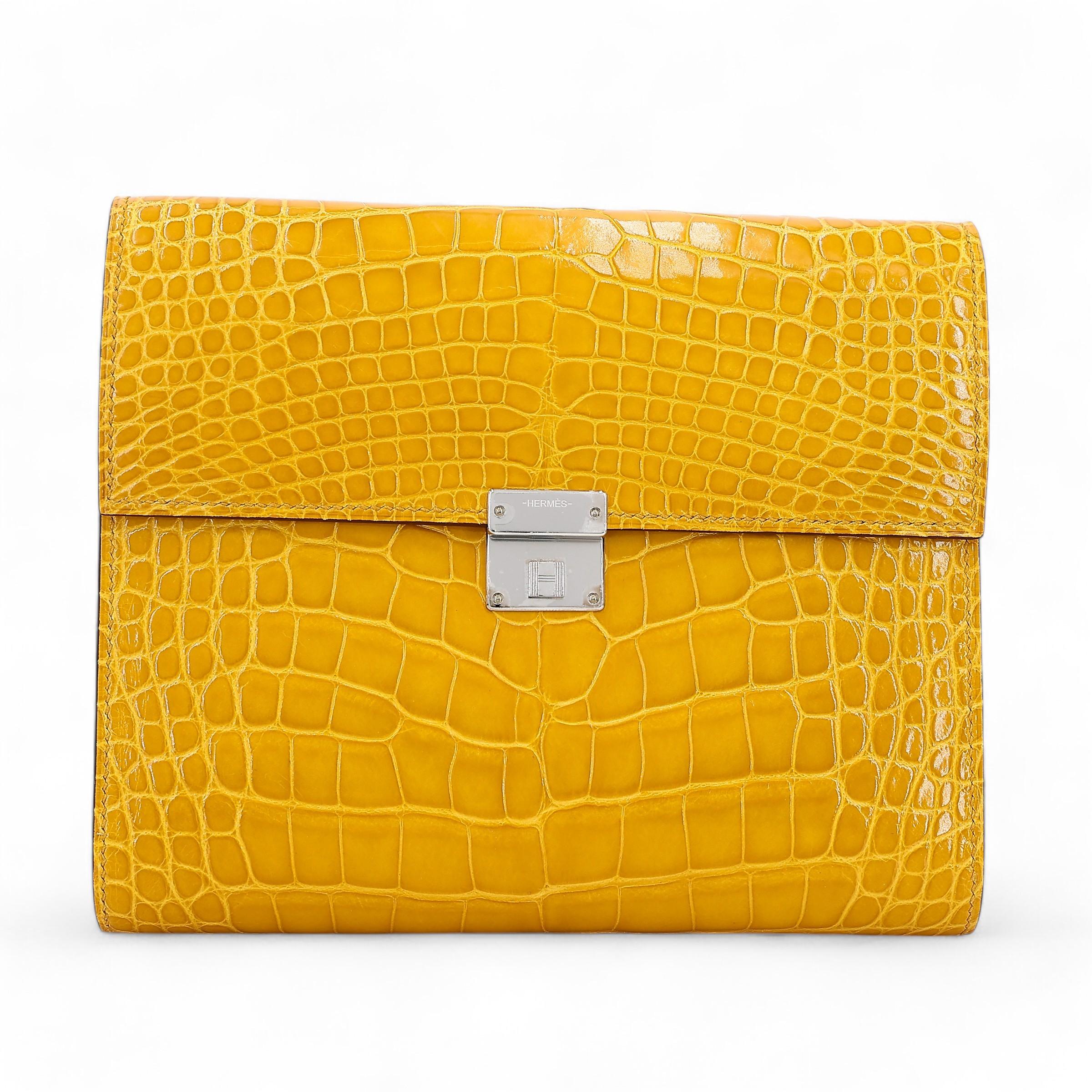 Excellent ( Rank SA ) HERMÈS Clic 16 Jaune Ambre (9D) Alligator Palladium hardware Z (2021) - 1