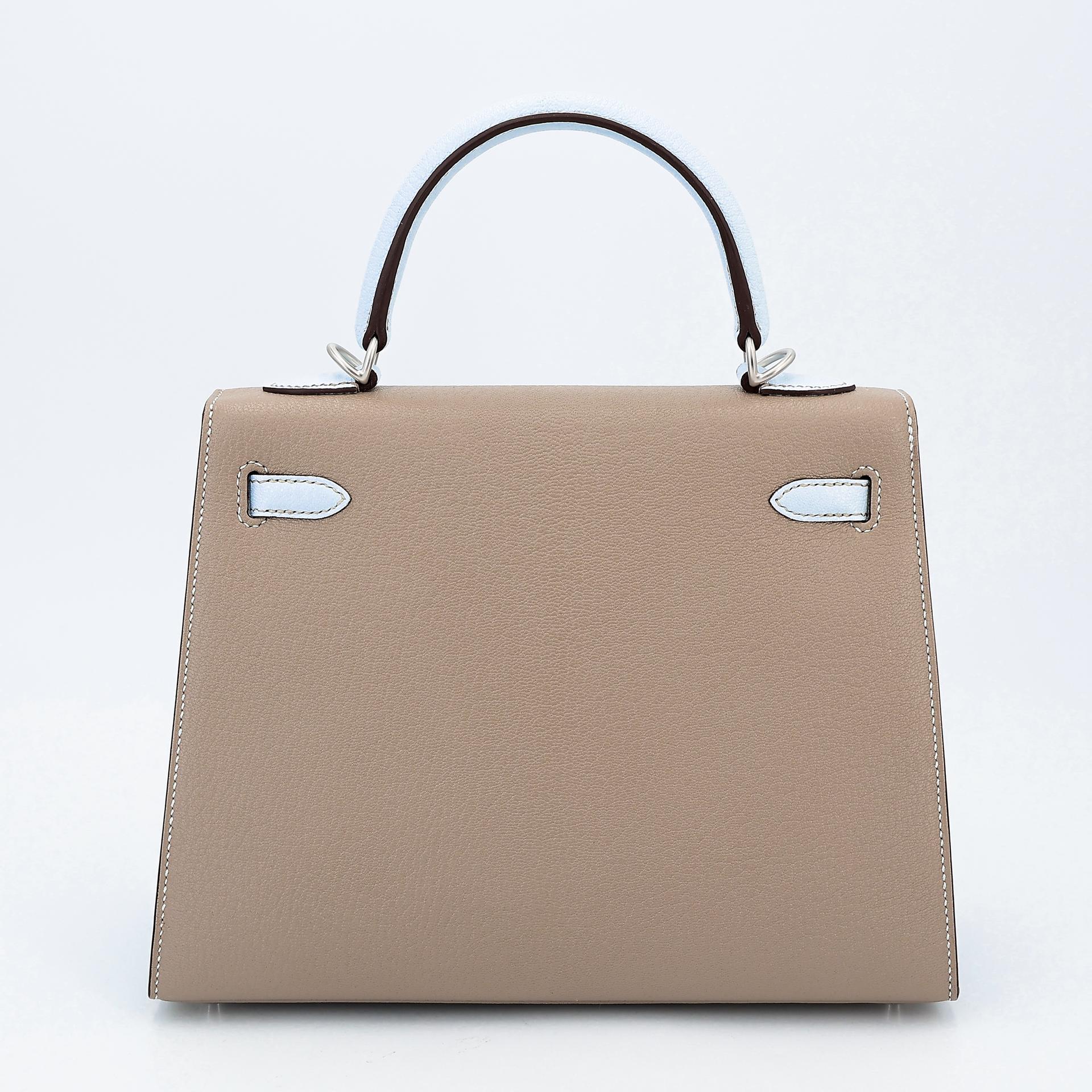 Brand New ( Rank N ) HERMÈS Kelly 25 Sellier HSS Gris Tourterelle (81) Bleu Brume (T0) Chevre Brushed Palladium W (2024) - 2