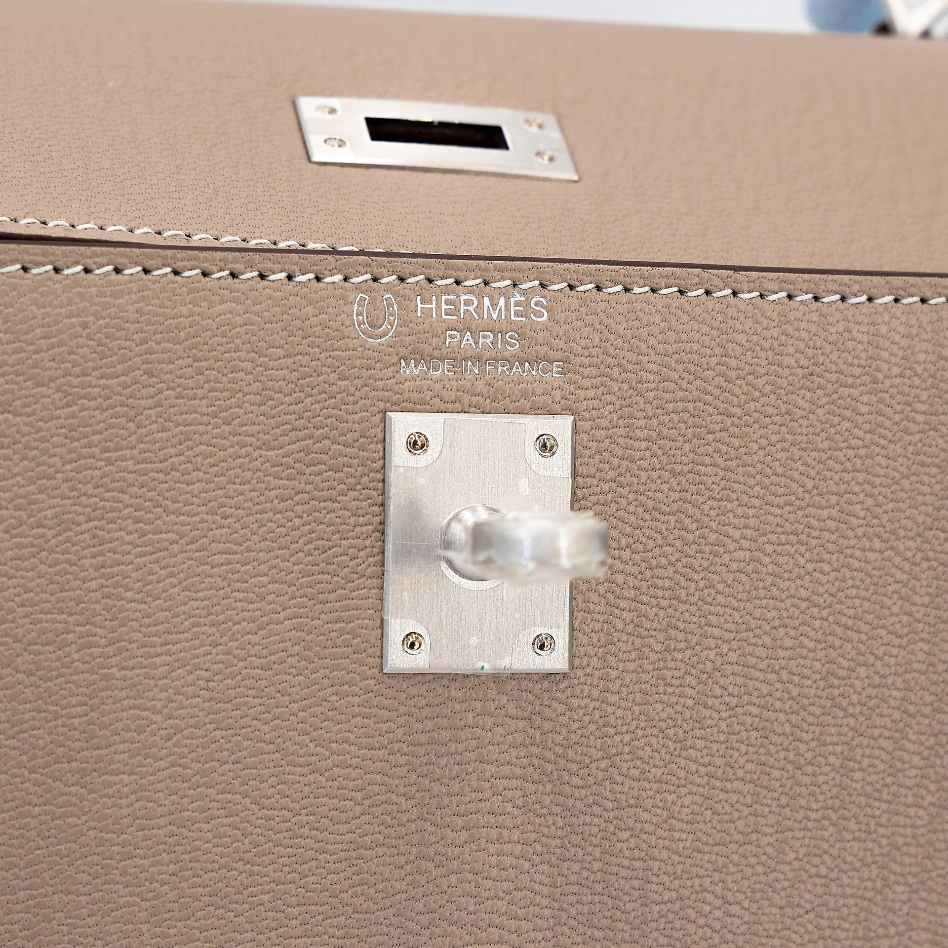 Brand New ( Rank N ) HERMÈS Kelly 25 Sellier HSS Gris Tourterelle (81) Bleu Brume (T0) Chevre Brushed Palladium W (2024) - 11