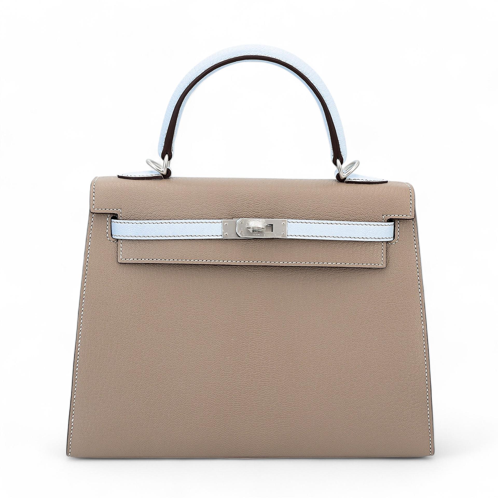 Brand New ( Rank N ) HERMÈS Kelly 25 Sellier HSS Gris Tourterelle (81) Bleu Brume (T0) Chevre Brushed Palladium W (2024) - 1