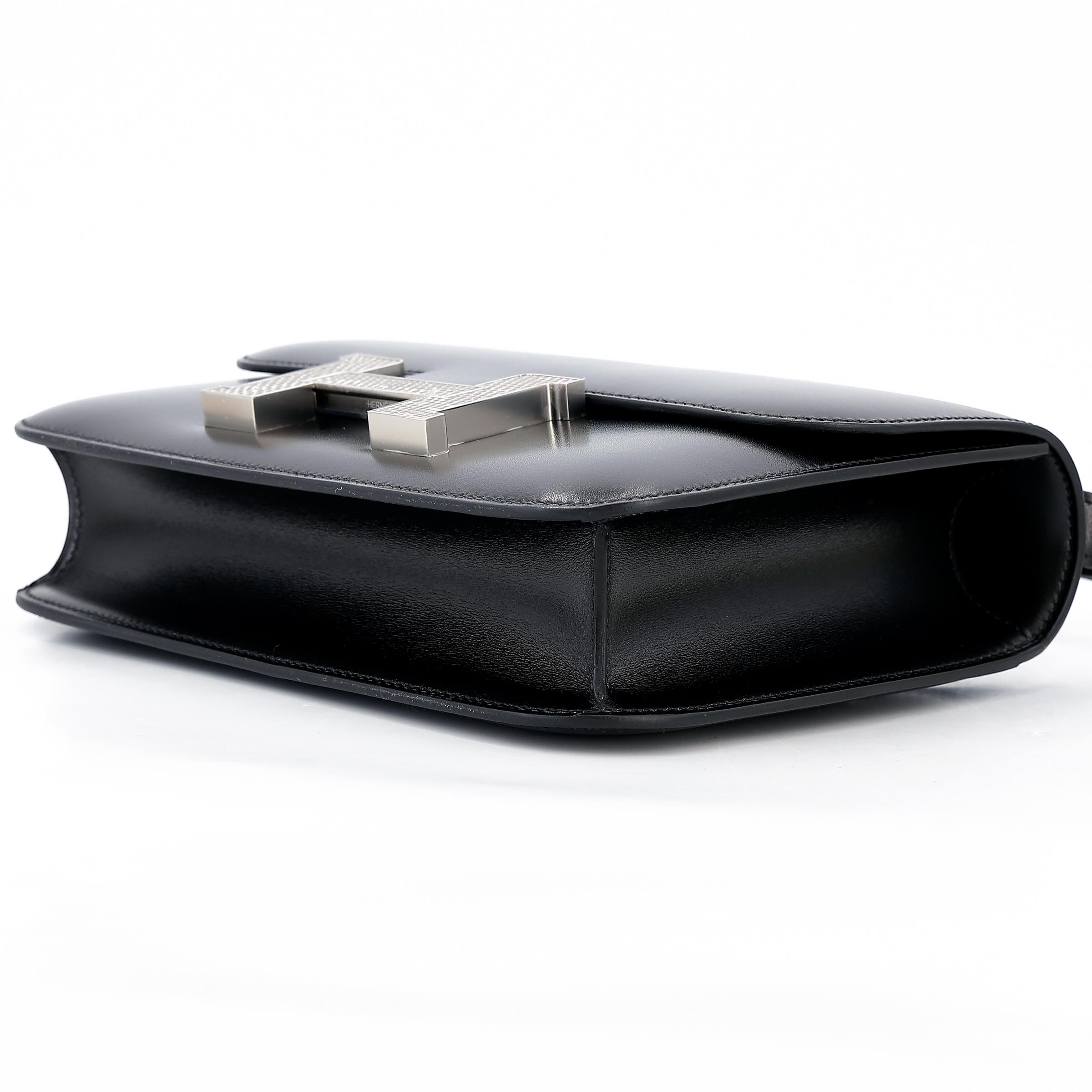 Unused ( Rank NS ) HERMÈS Constance 24 Black (89) Box-calf Palladium hardware B (2023) - 4