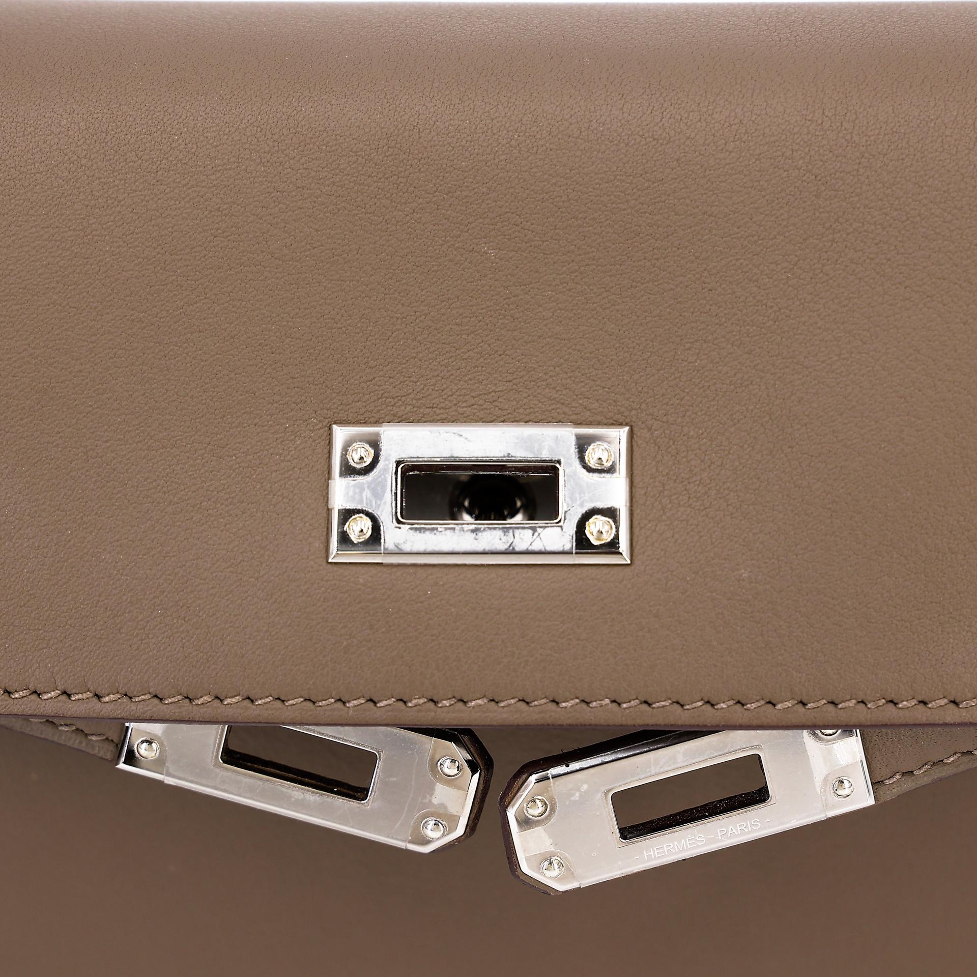 Very Good ( Rank A) HERMÈS Kelly Moove Etoupe (18) Swift Palladium hardware B (2023) - 15