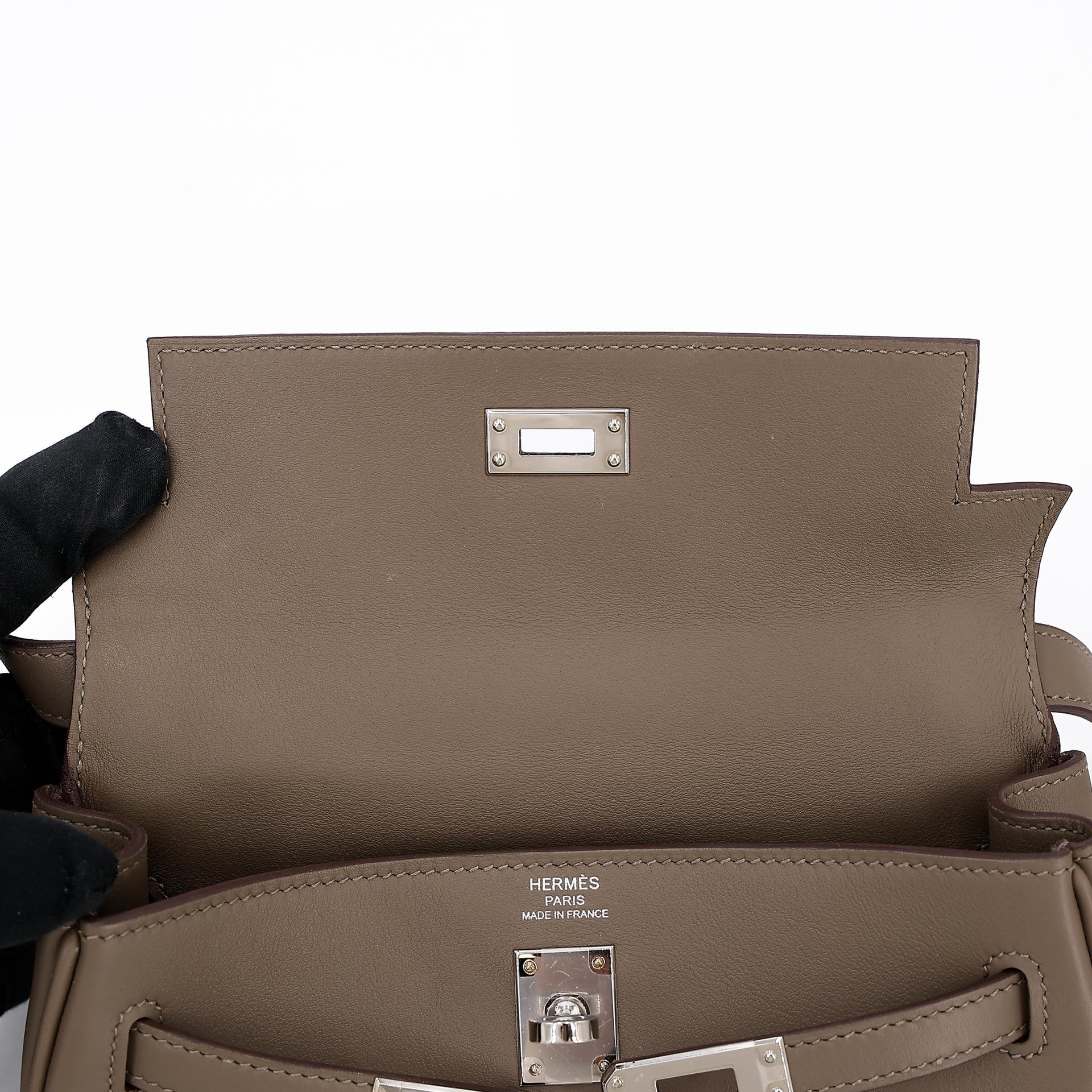 Very Good ( Rank A) HERMÈS Kelly Moove Etoupe (18) Swift Palladium hardware B (2023) - 19