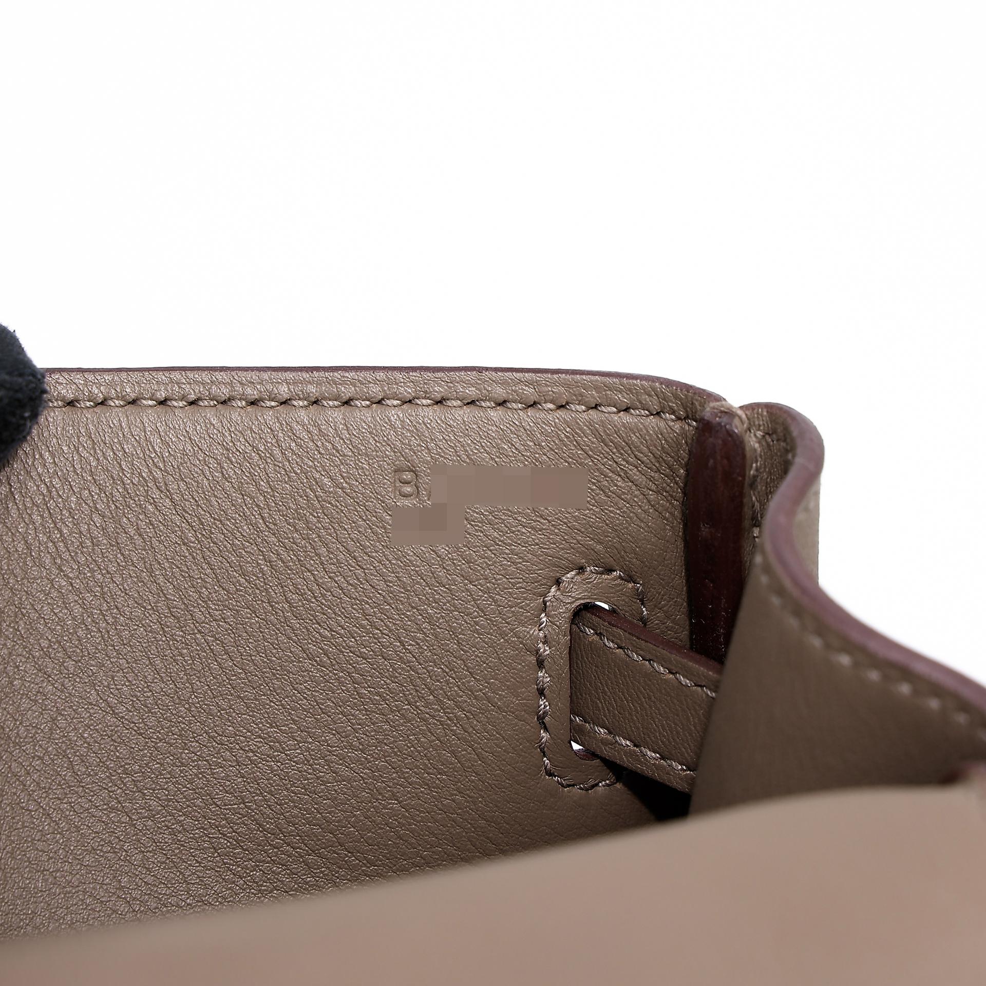 Very Good ( Rank A) HERMÈS Kelly Moove Etoupe (18) Swift Palladium hardware B (2023) - 23