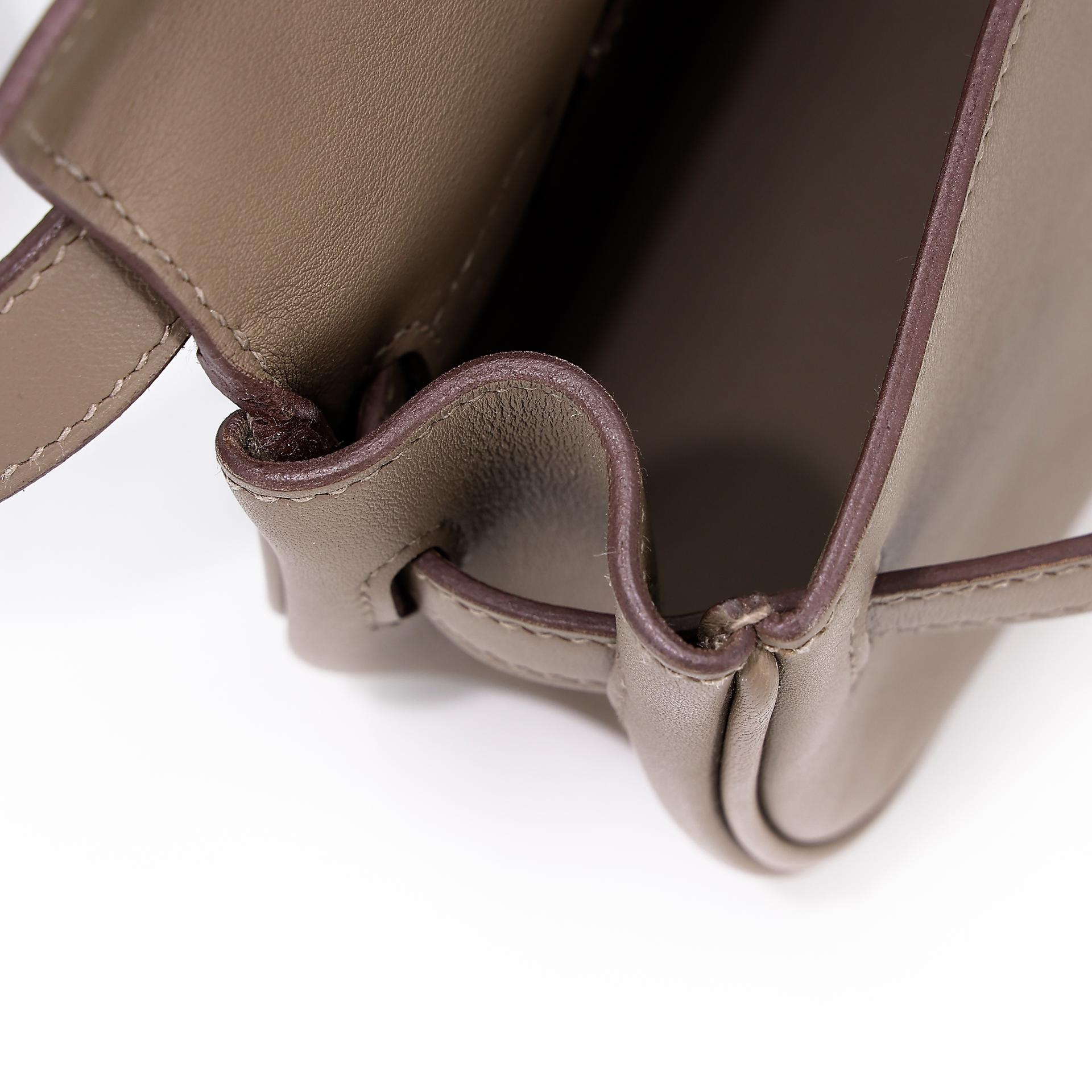 Very Good ( Rank A) HERMÈS Kelly Moove Etoupe (18) Swift Palladium hardware B (2023) - 22