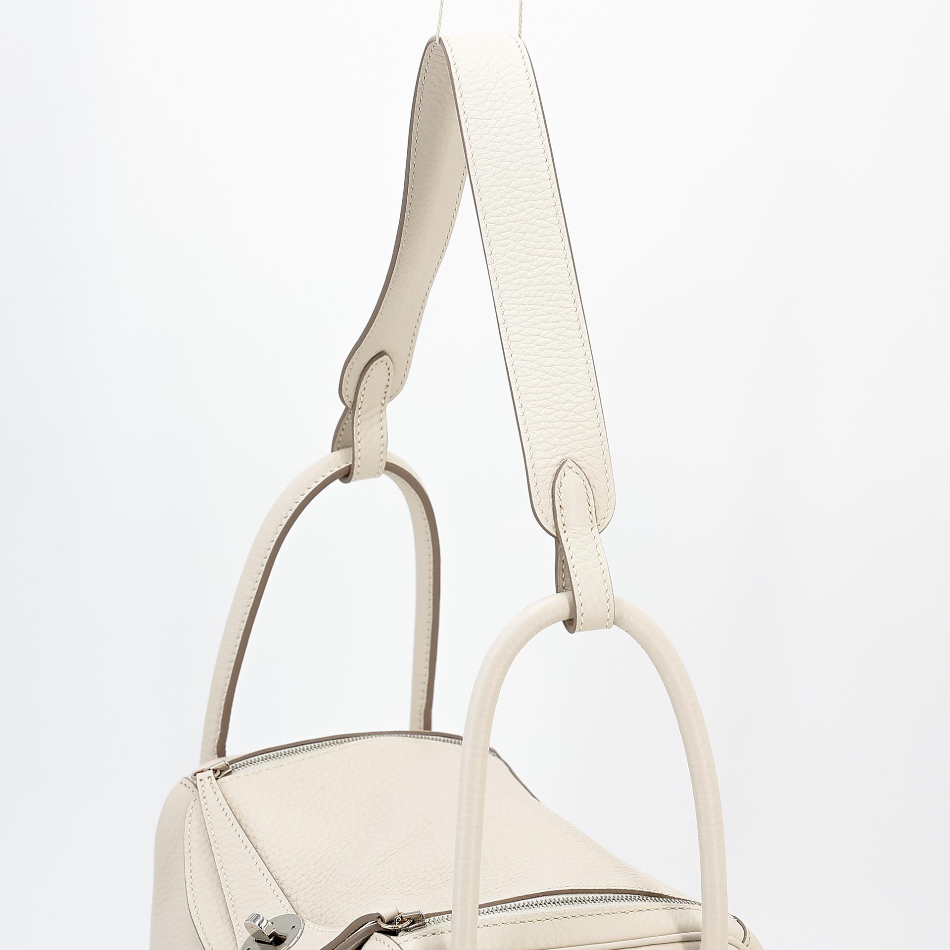 Very Good ( Rank A) HERMÈS Lindy 26 Craie (10) Clemence Palladium hardware X (2016) - 3