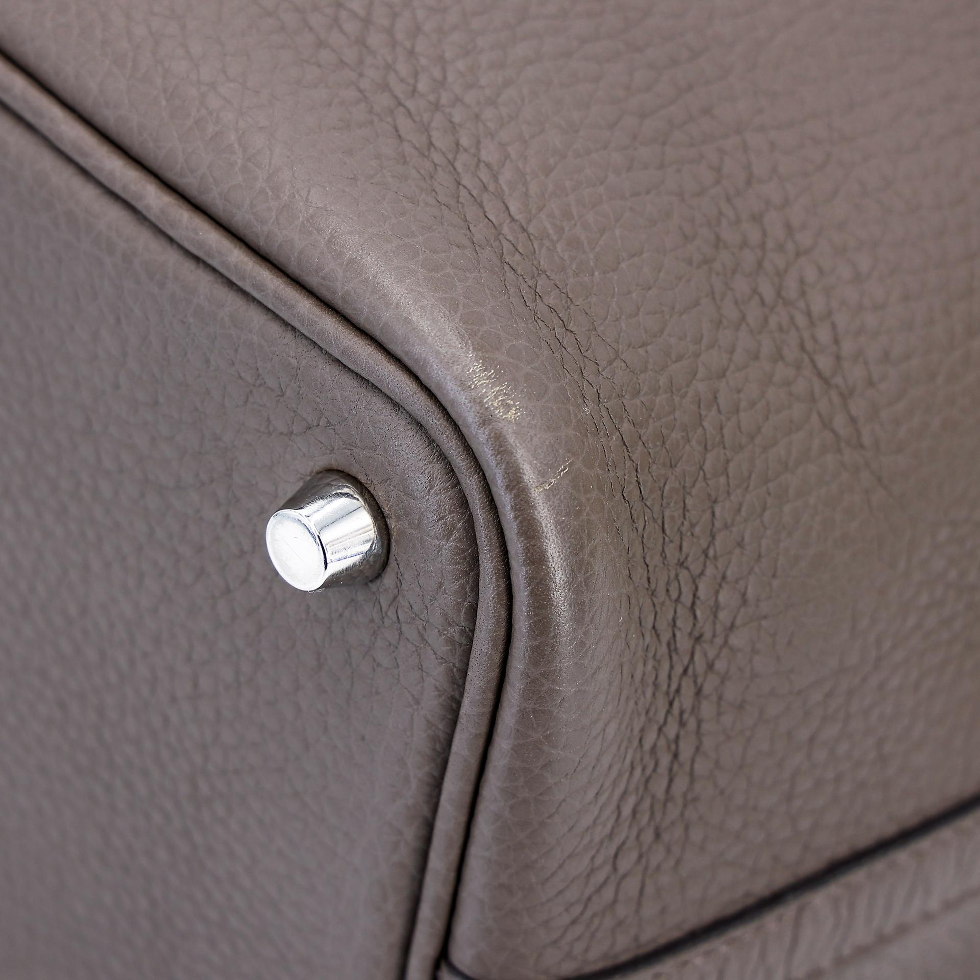 Very Good ( Rank A) HERMÈS Picotin Lock PM Etain (8F) Clemence Palladium hardware Y (2020) - 8