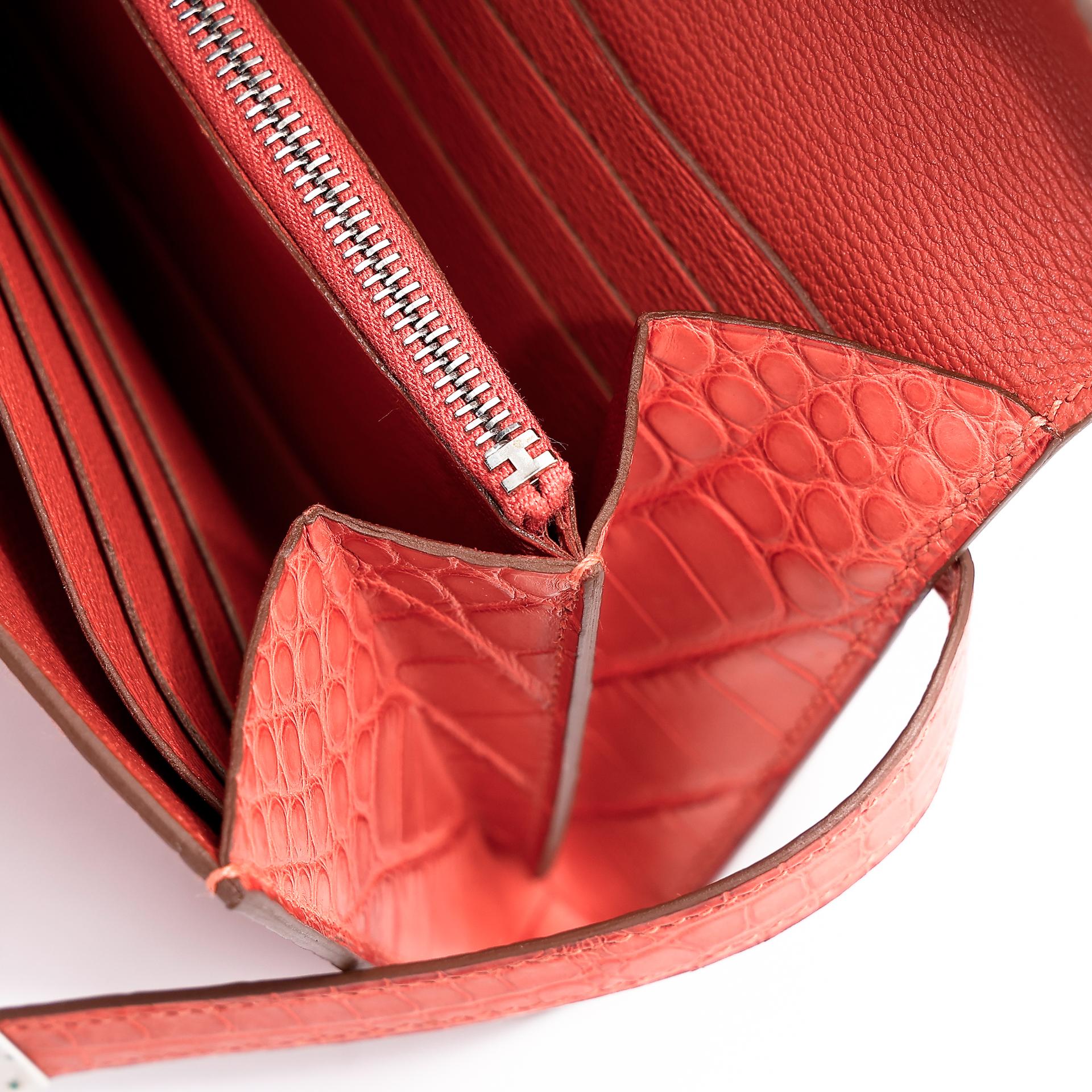 Unused ( Rank NS ) HERMÈS Kelly Wallet Sanguine (9M) Matte Alligator Palladium hardware Square O (2011) - 14