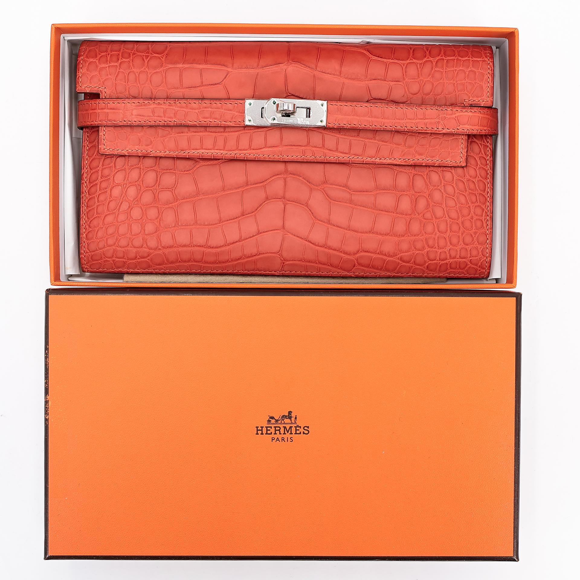 Unused ( Rank NS ) HERMÈS Kelly Wallet Sanguine (9M) Matte Alligator Palladium hardware Square O (2011) - 20