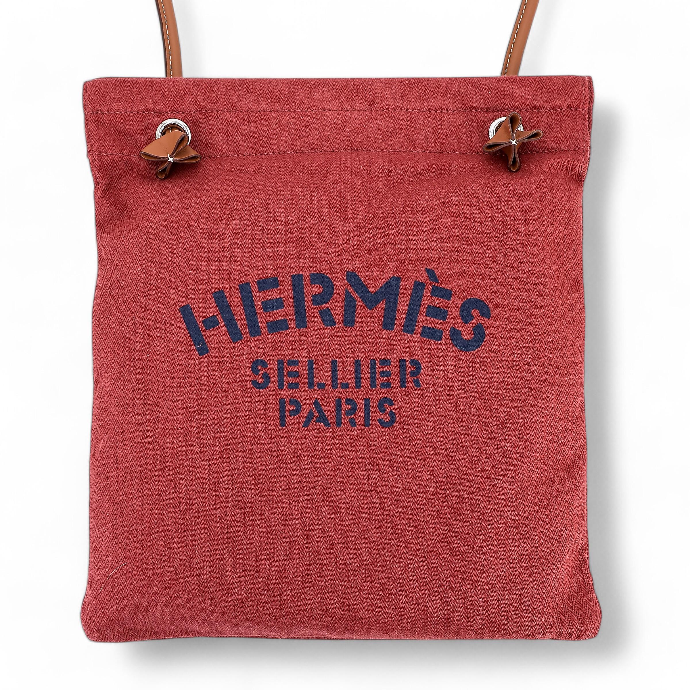 Aline Grooming bag Gold (37) Rouge H (55)