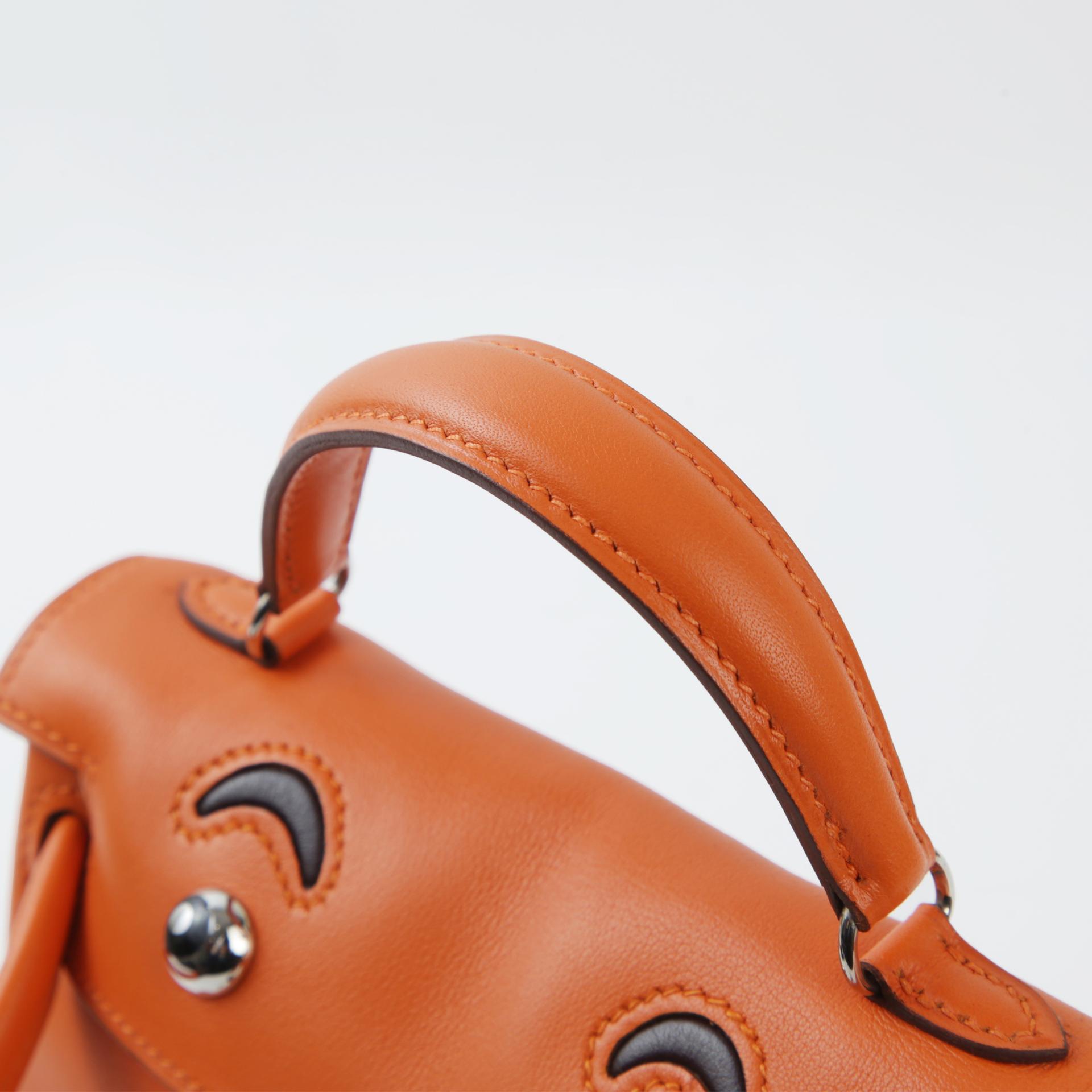 Very Good ( Rank A) HERMÈS Limited Edition Kelly Doll Orange (93) Veau Gulliver Palladium hardware Square D (2000) - 5