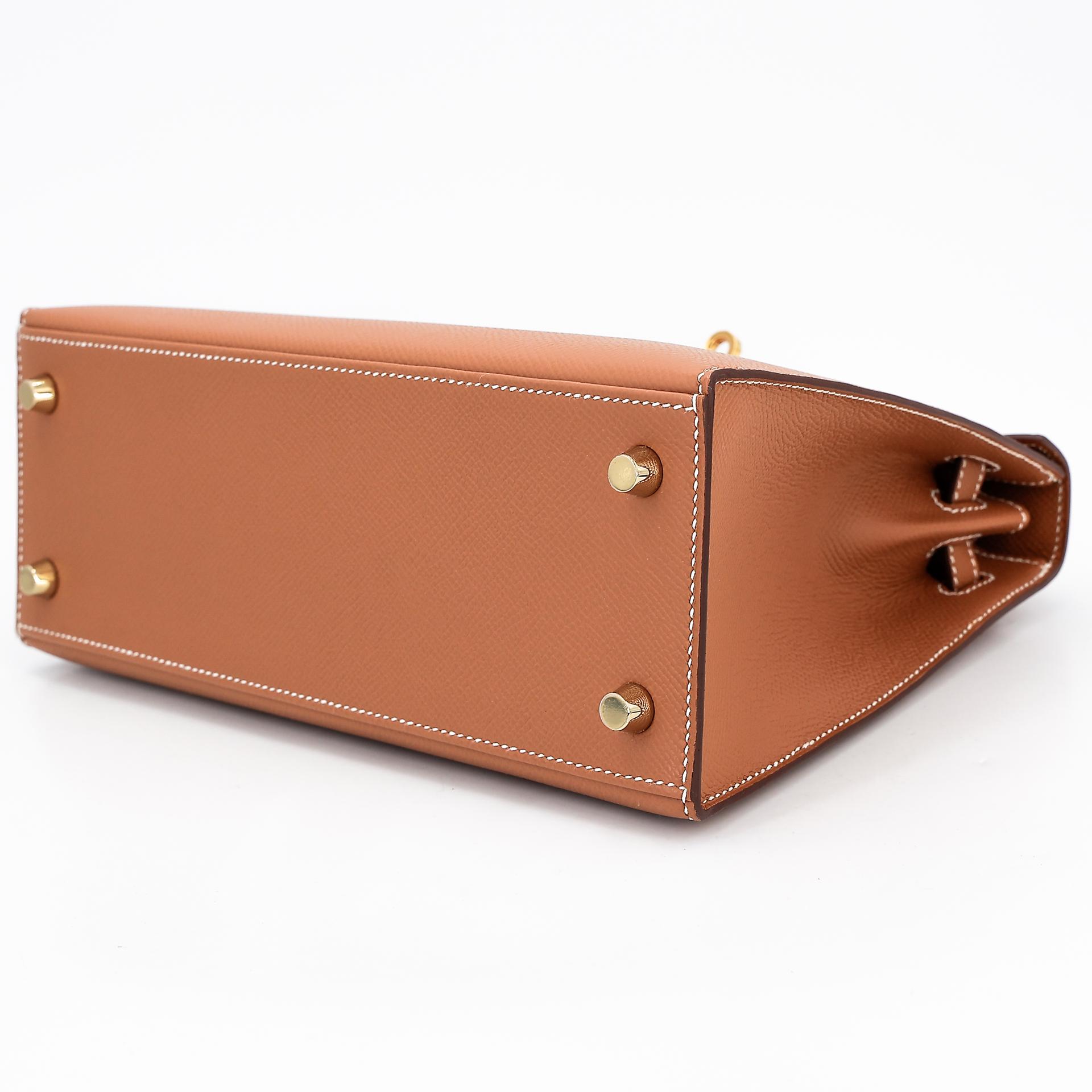 Brand New ( Rank N ) HERMÈS Kelly 25 Sellier Gold (37) Epsom Gold hardware W (2024) - 4