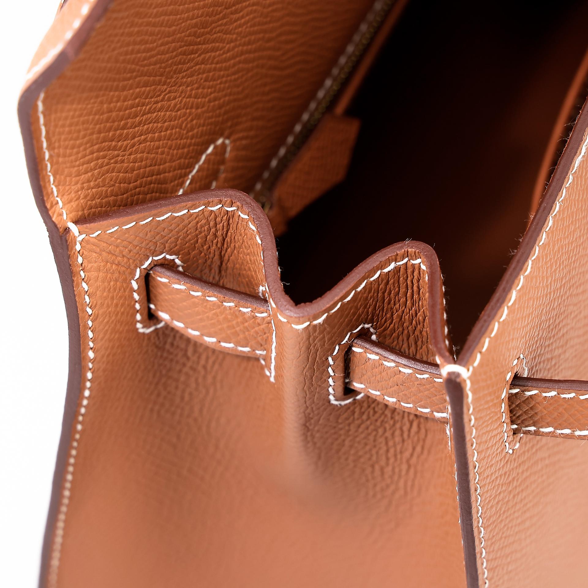 Brand New ( Rank N ) HERMÈS Kelly 25 Sellier Gold (37) Epsom Gold hardware W (2024) - 16