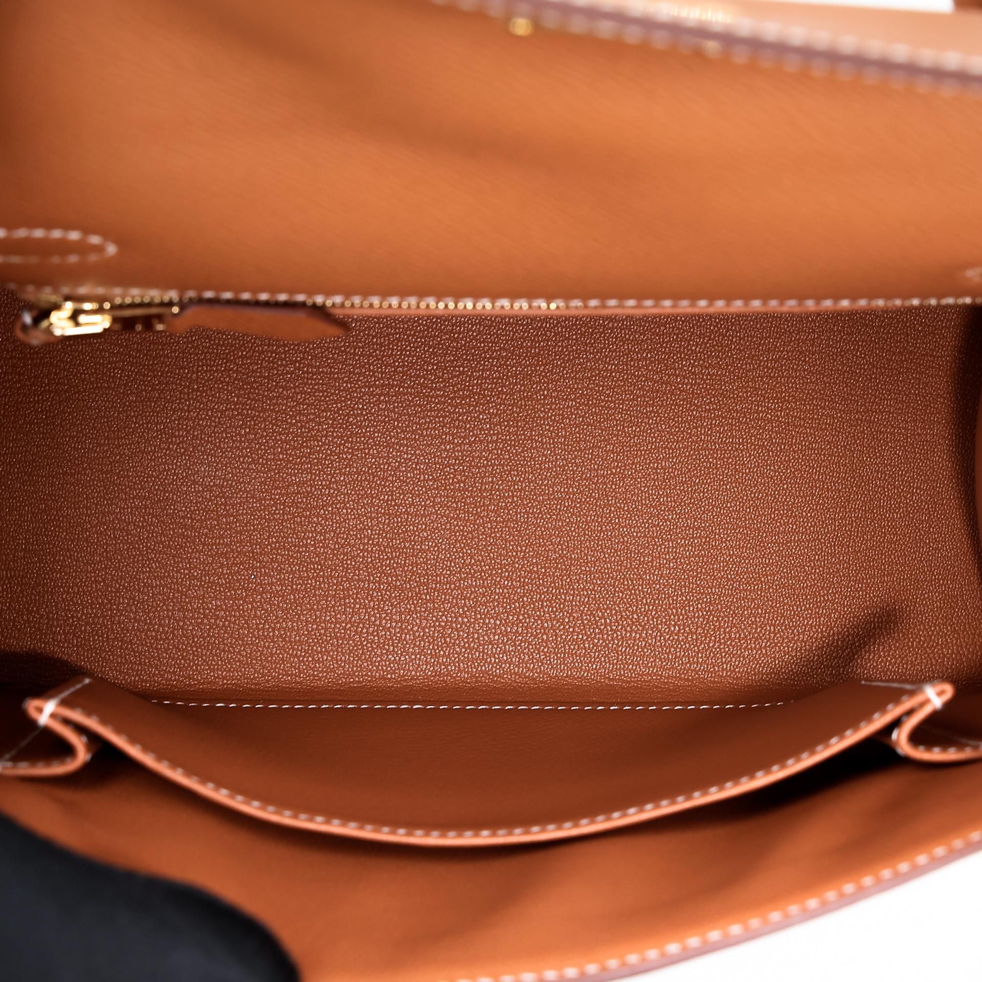 Brand New ( Rank N ) HERMÈS Kelly 25 Sellier Gold (37) Epsom Gold hardware W (2024) - 17