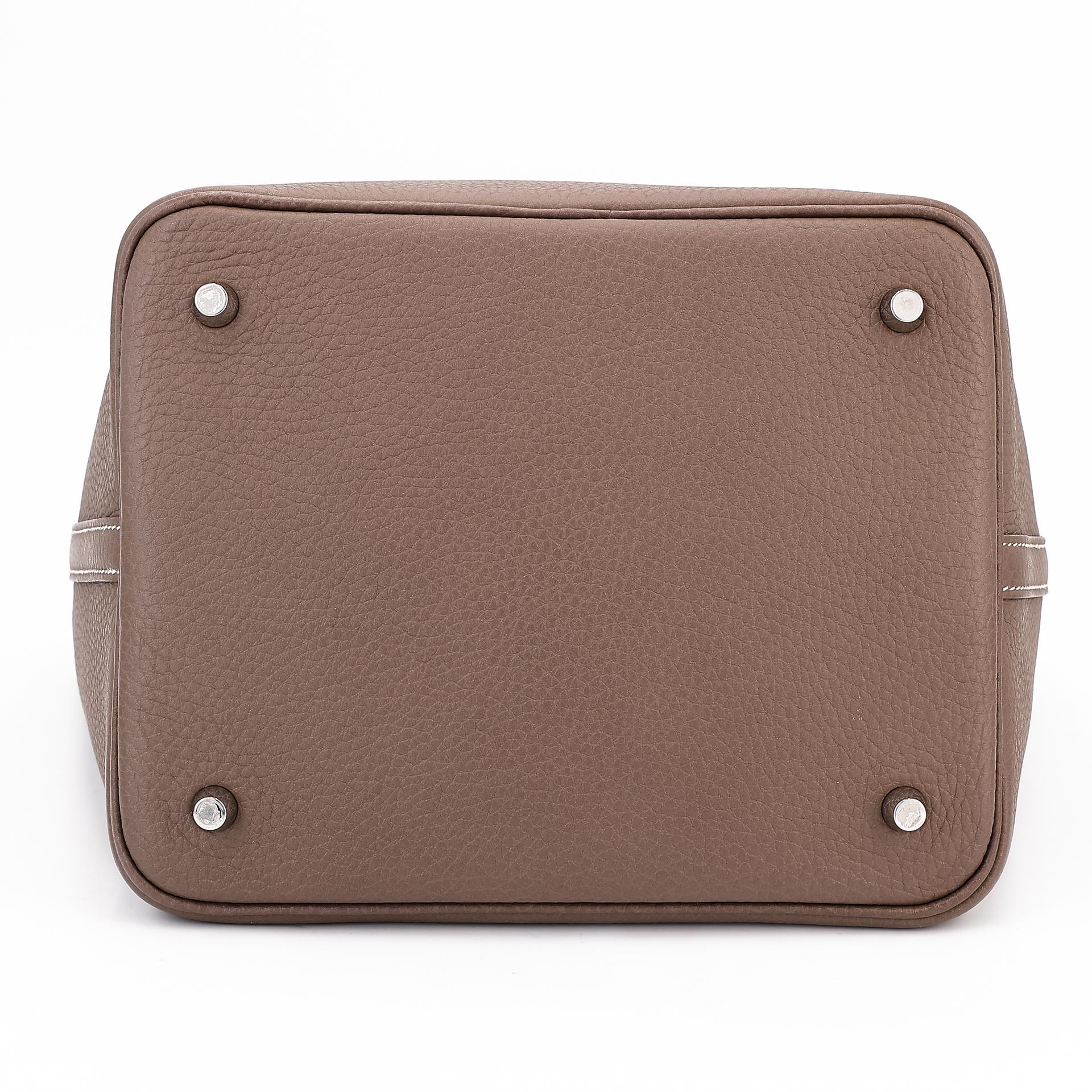 Very Good ( Rank A) HERMÈS Picotin Lock MM Etoupe (18) Clemence Palladium hardware Y (2020) - 6