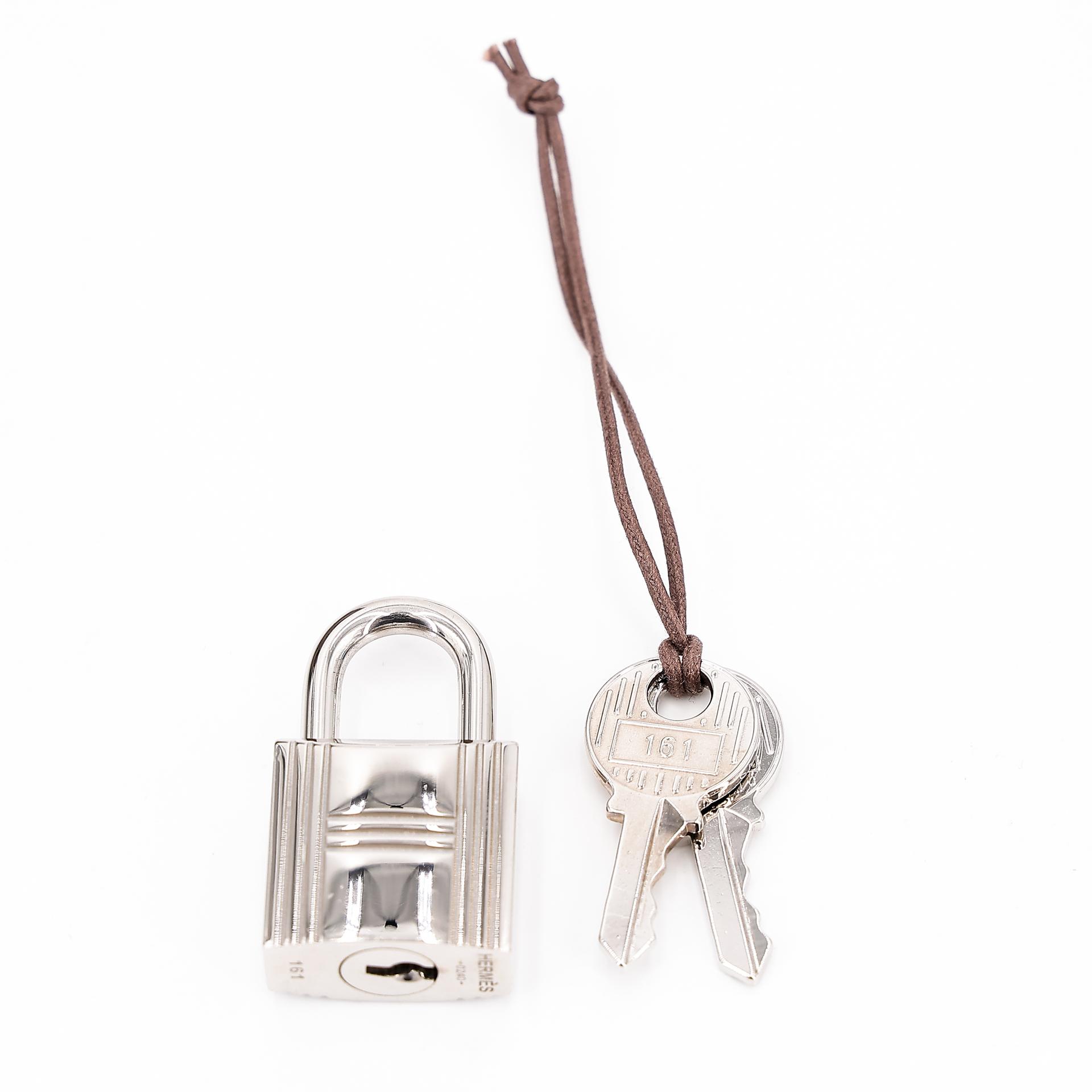 Very Good ( Rank A) HERMÈS Picotin Lock MM Etoupe (18) Clemence Palladium hardware Y (2020) - 19
