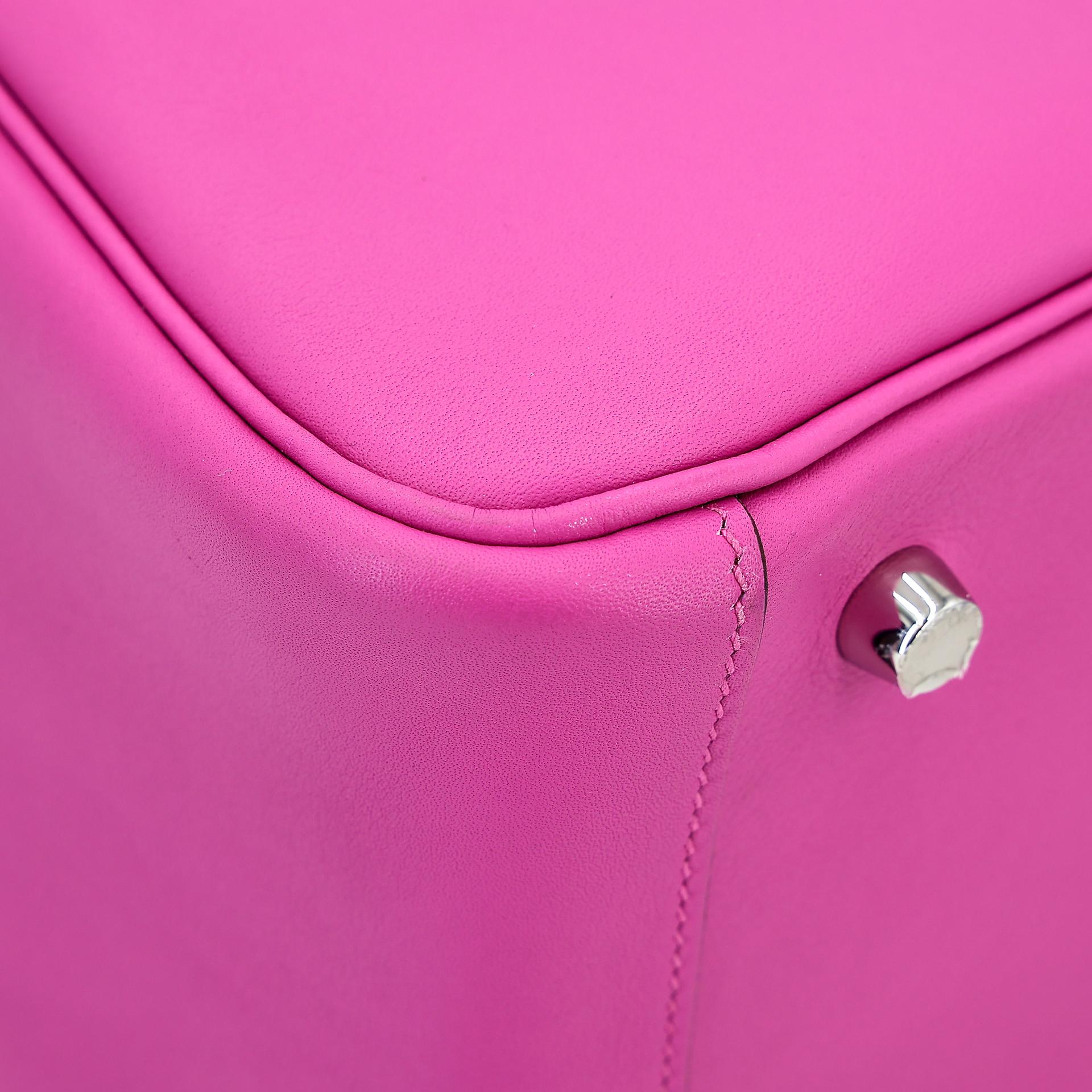 Very Good ( Rank A) HERMÈS Lindy 26 Magnolia (9I) Swift Palladium hardware C (2018) - 14