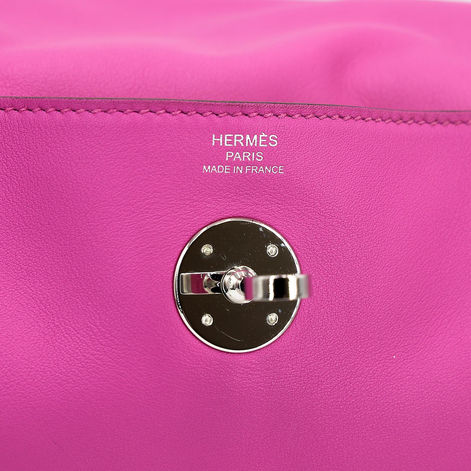 Very Good ( Rank A) HERMÈS Lindy 26 Magnolia (9I) Swift Palladium hardware C (2018) - 26
