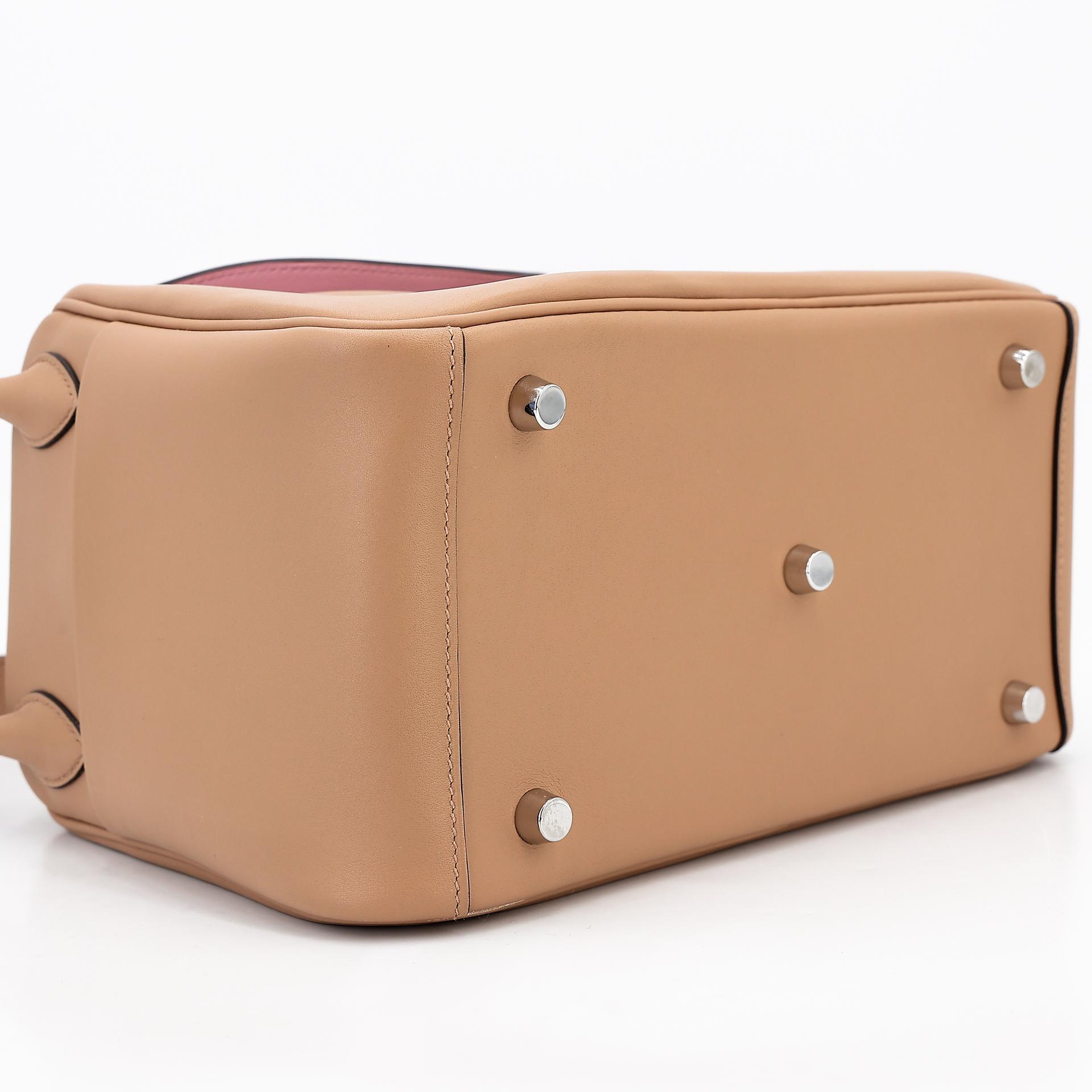 Very Good ( Rank A) HERMÈS Lindy 26 Verso Chai (0M) Mauve Sylvestre (X9) Swift Palladium hardware U (2022) - 5