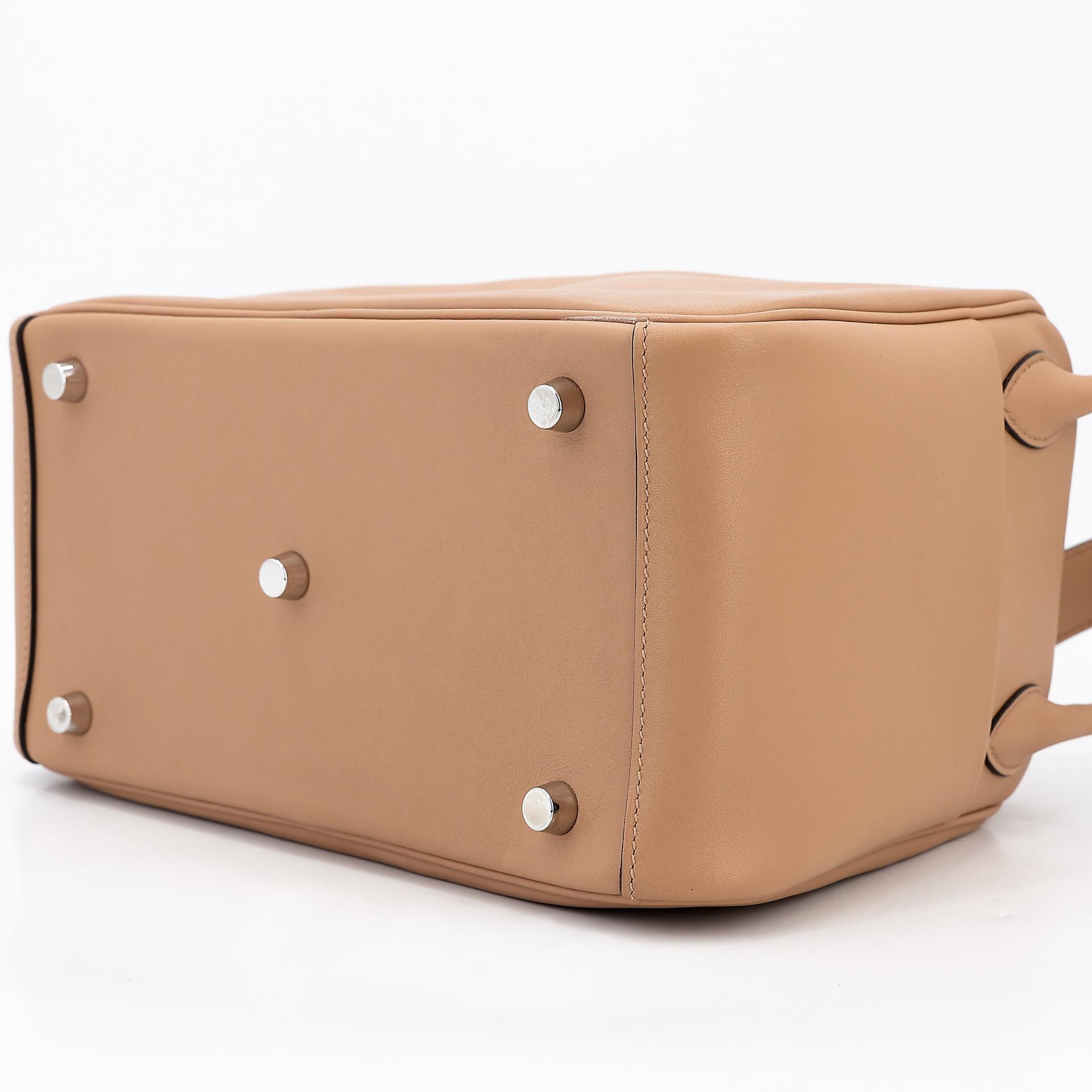 Very Good ( Rank A) HERMÈS Lindy 26 Verso Chai (0M) Mauve Sylvestre (X9) Swift Palladium hardware U (2022) - 6