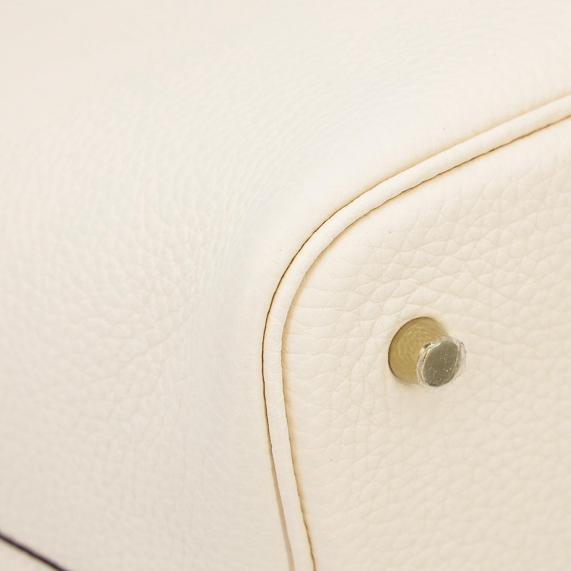 Excellent ( Rank SA ) HERMÈS Picotin Lock MM Nata (I2) Clemence Gold hardware B (2023) - 8